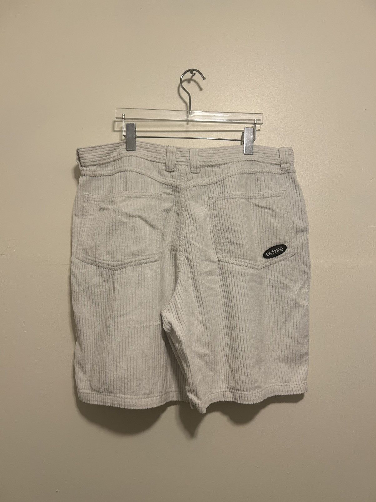 Billabong Y2K Vintage “Cream Corduroy” Billabong Shorts Size US 38 / EU 54 - 3 Thumbnail