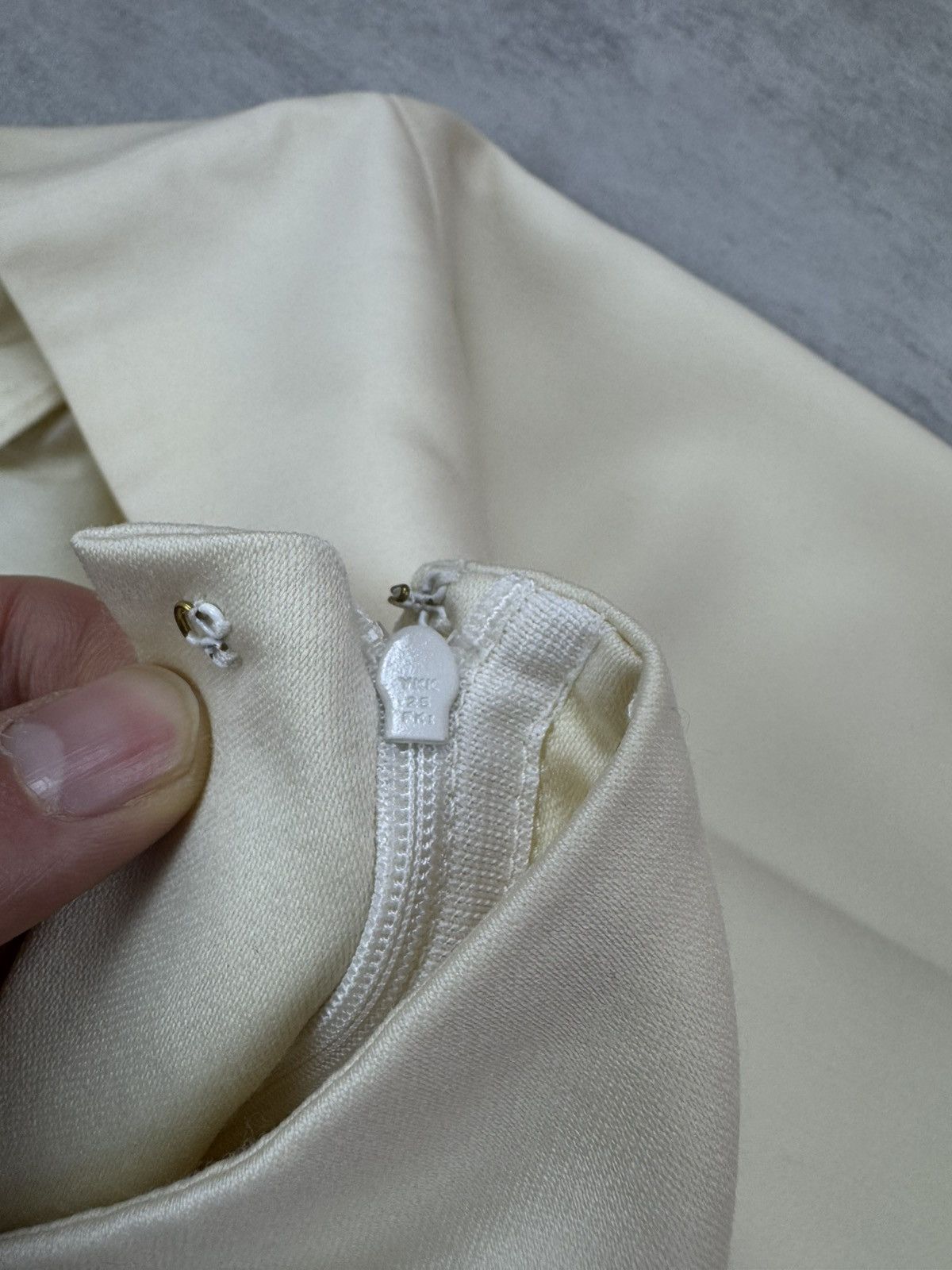 Chanel Chanel Womens Pants Cream-White Dress wool Trousers Size 40 Size 27" / US 4 / IT 40 - 9 Thumbnail