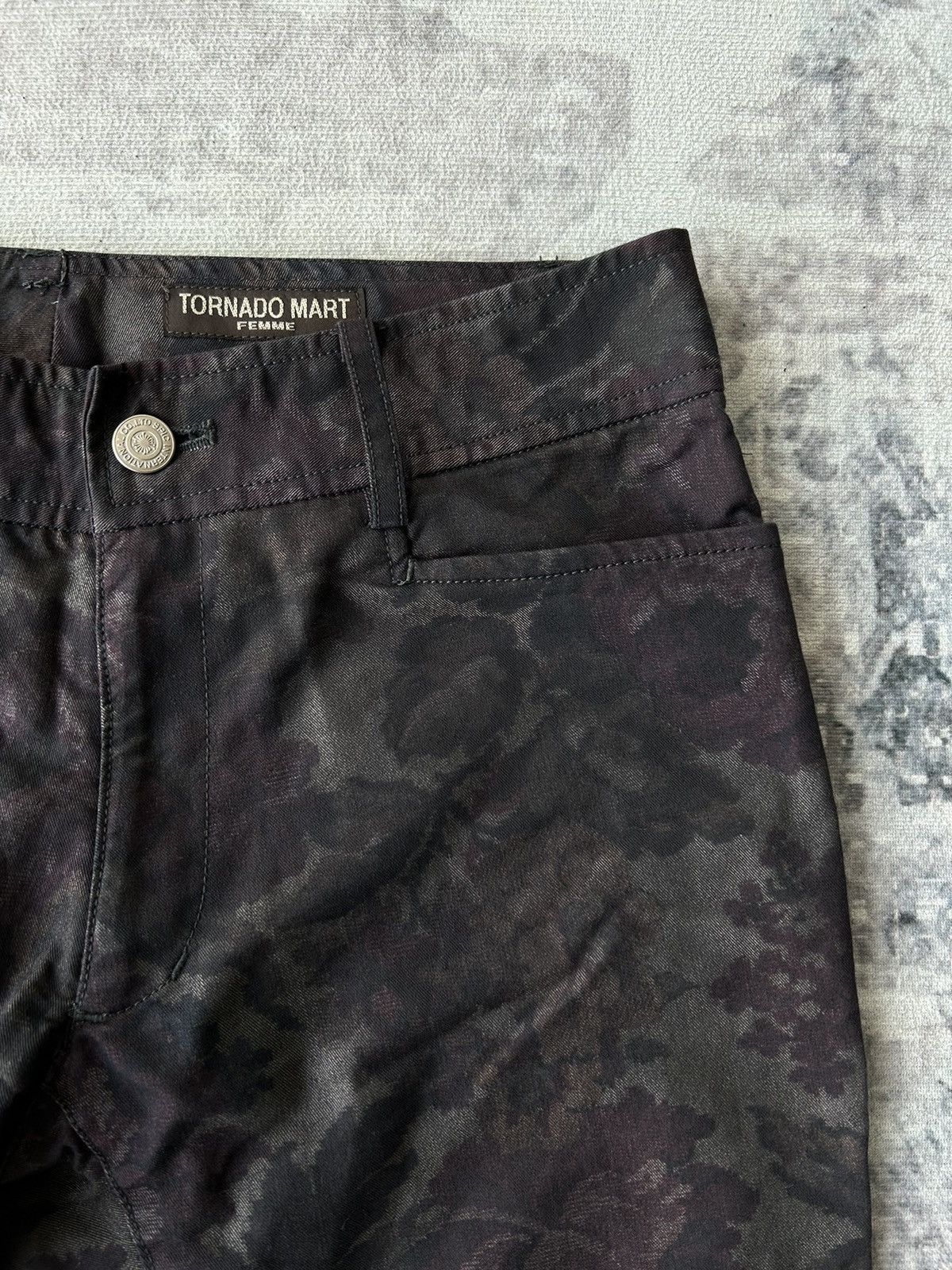 Tornado Mart Tornado Mart Flower Flared Pants Size US 27 - 7 Thumbnail