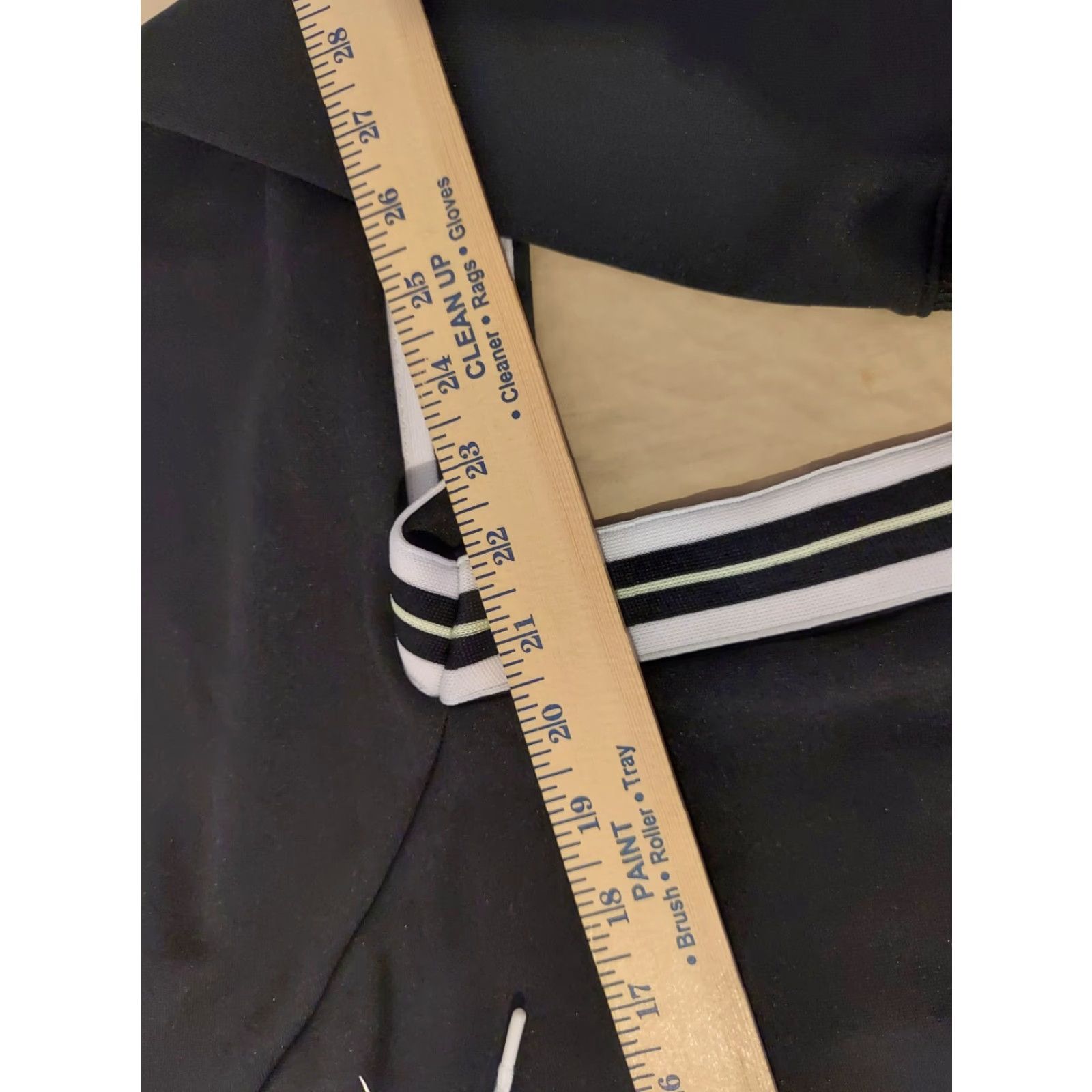 Nike Womens Nike Jacket L Large Black Hooded Athletic Gym Workout Basic Jacket Adults Womens Size L / US 10 / IT 46 - 4 Thumbnail