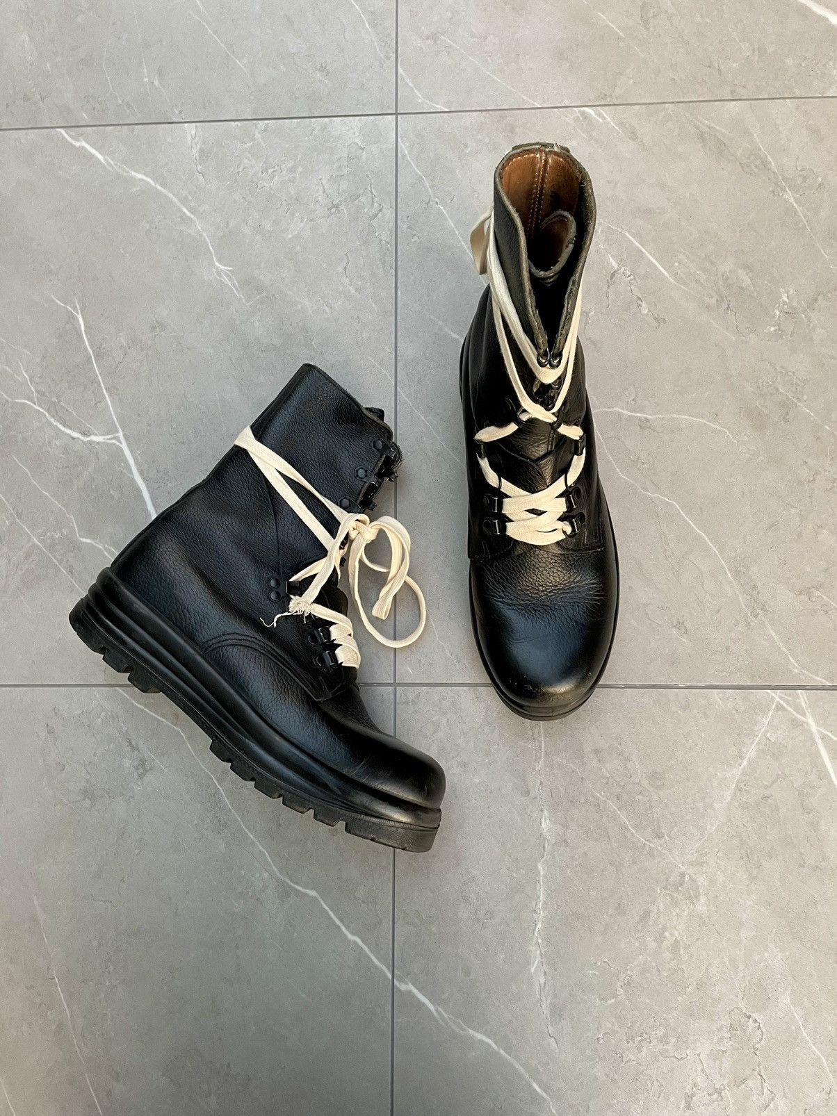 Vintage 1970s Vintage Military Black Leather Combat Boots Size US 8 / EU 41 - 6 Thumbnail