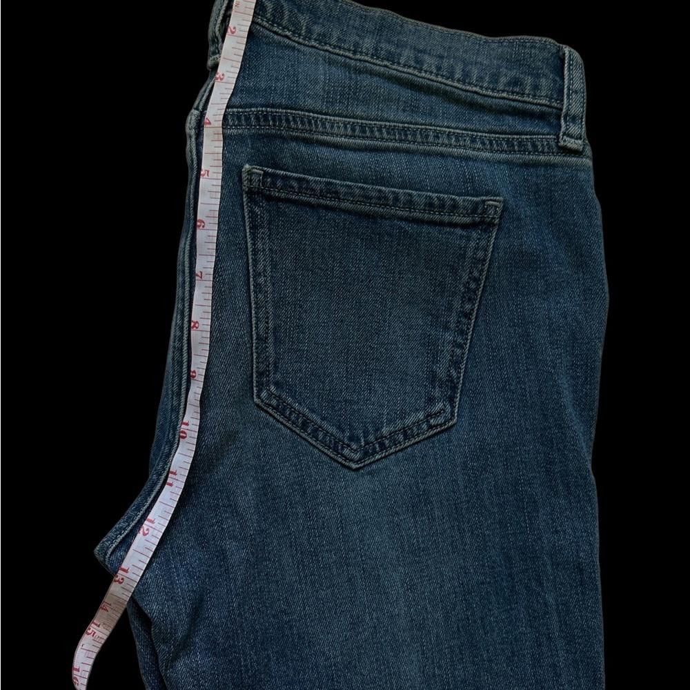 Old Navy Old Navy tattered straight cut jeans Size 27" / US 4 / IT 40 - 4 Thumbnail