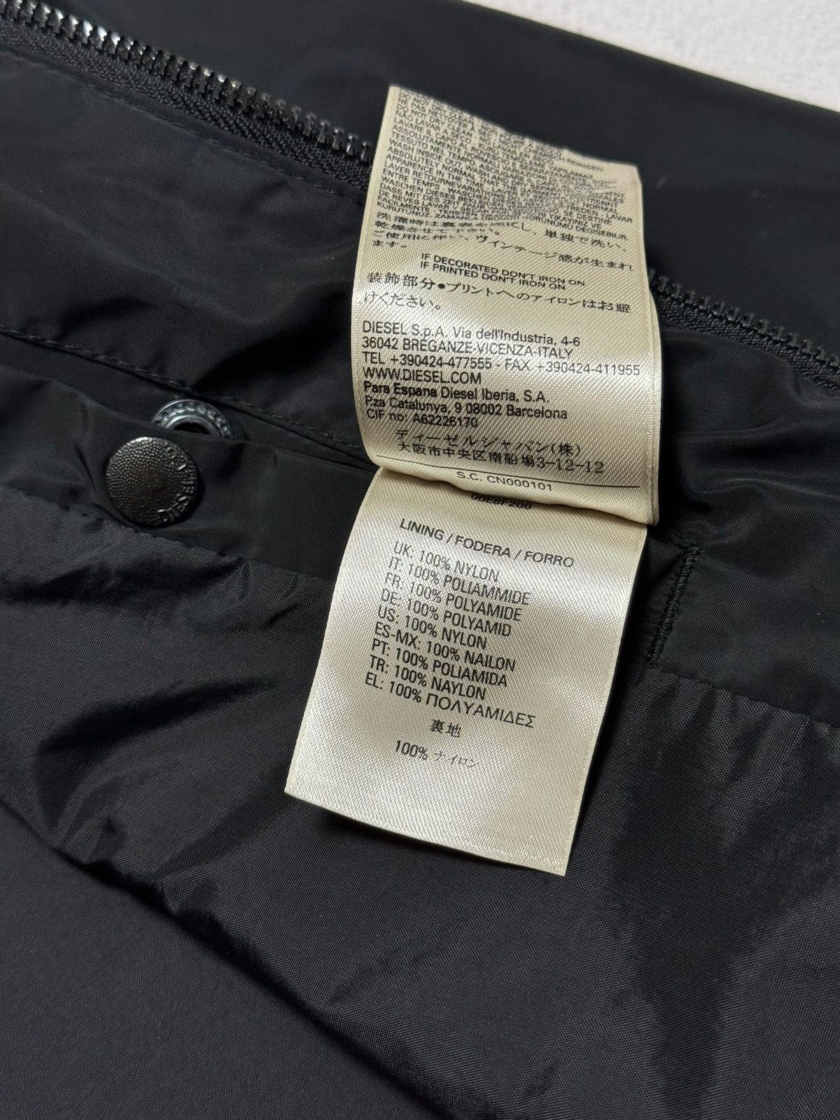 Diesel × Japanese Brand Vintage Diesel Jacket Windbreaker Black Avant-Garde Y2K 90s Size US L / EU 52-54 / 3 - 11 Thumbnail