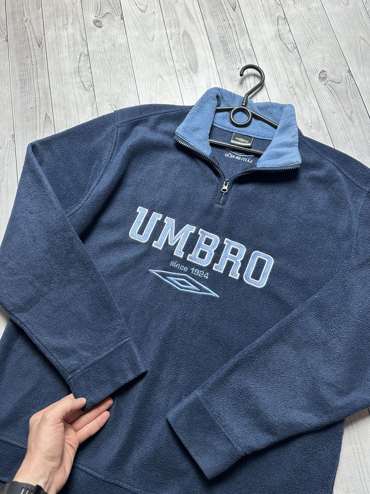 Umbro × Vintage Vintage Umbro navy fleece jacket big logo size L Size US L / EU 52-54 / 3 - 3 Thumbnail