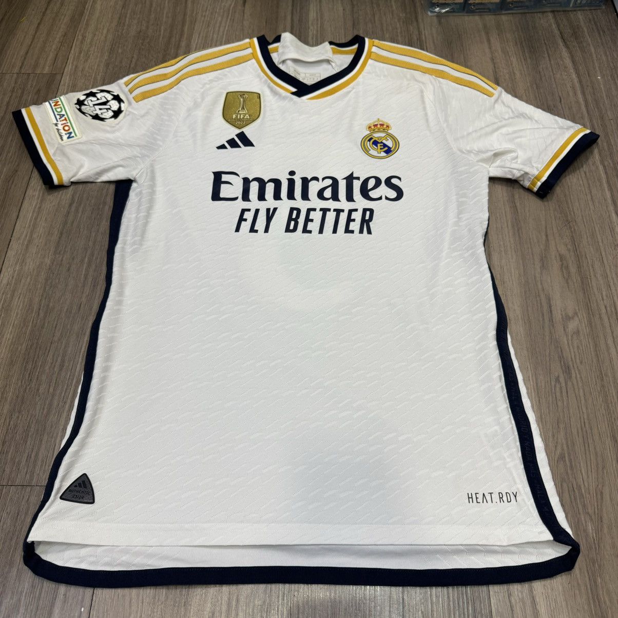Adidas Real Madrid 23/24 C/L player issue home shirt #5 Bellingham Size US M / EU 48-50 / 2 - 1 Thumbnail