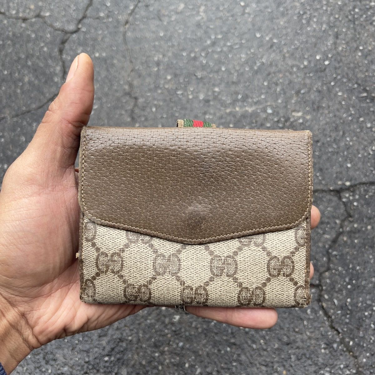 Gucci × Vintage Vintage GUCCI Leather Monogram Tri-Fold Wallet Size ONE SIZE - 2 Thumbnail