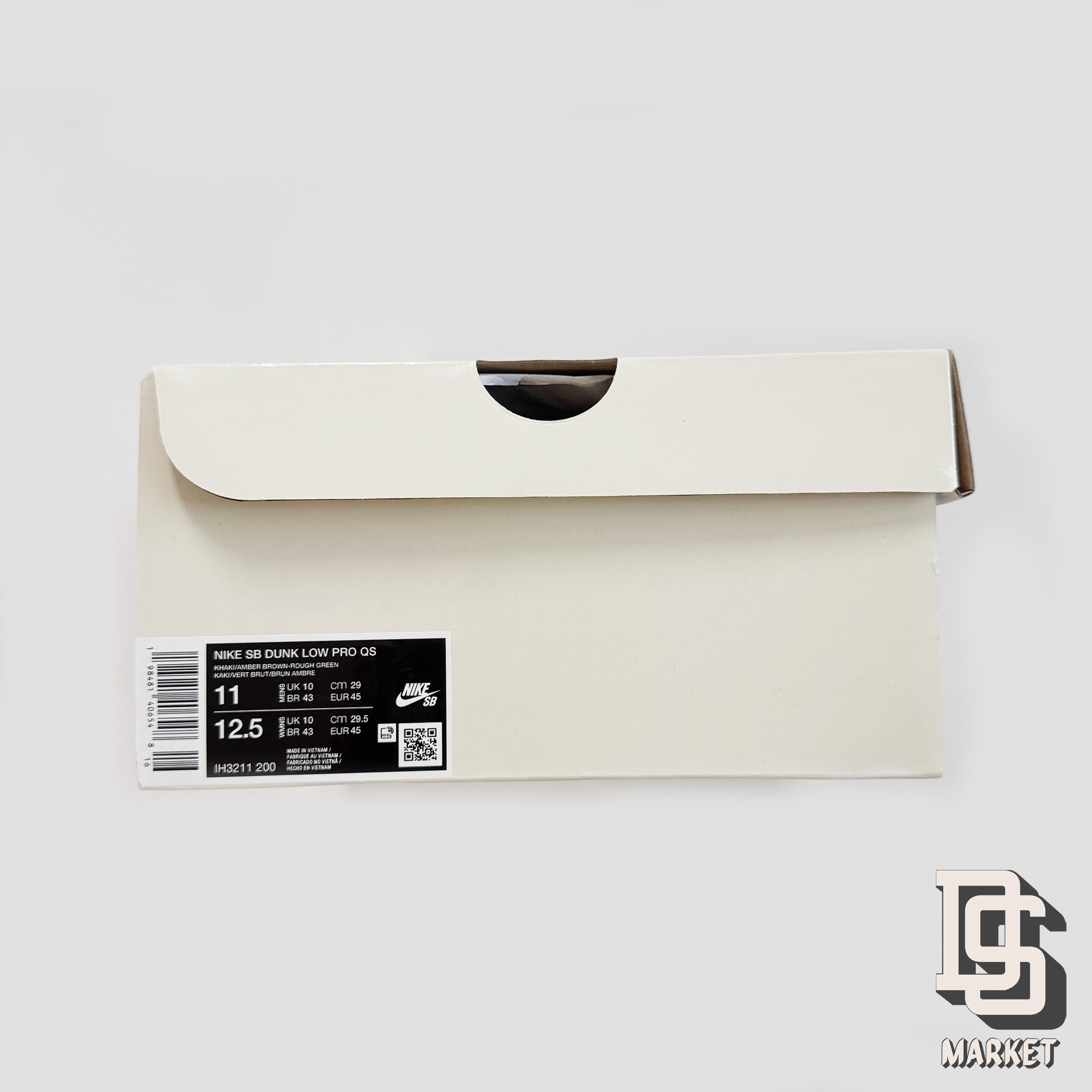Nike SB DS NIKE SB DUNK LOW PRO QS ARTS REC SAN DIEGO 11 IH3211-200 Size US 11 / EU 44 - 8 Thumbnail