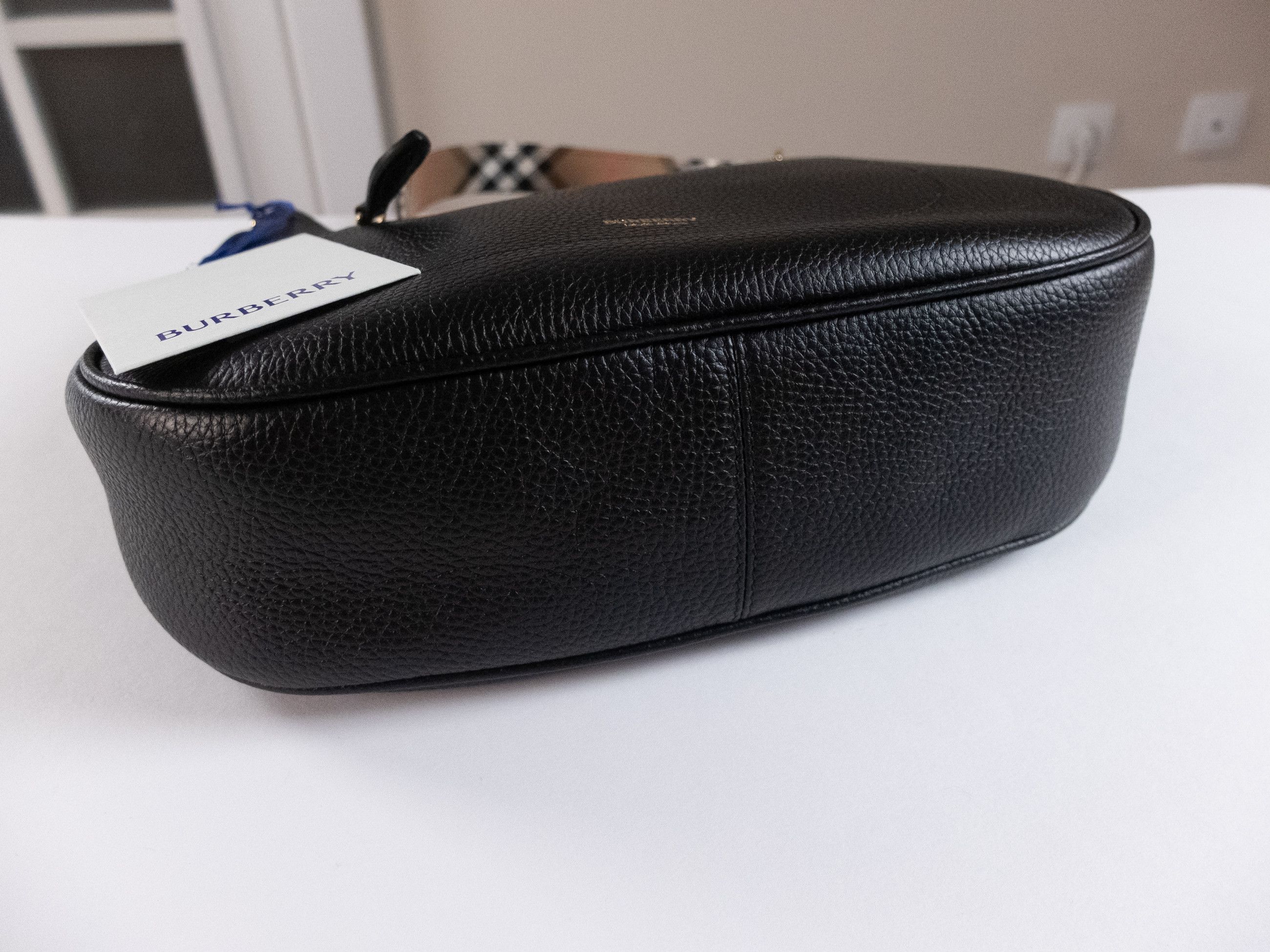 Burberry BURBERRY black grained leather hobo shoulder bag Size ONE SIZE - 7 Thumbnail
