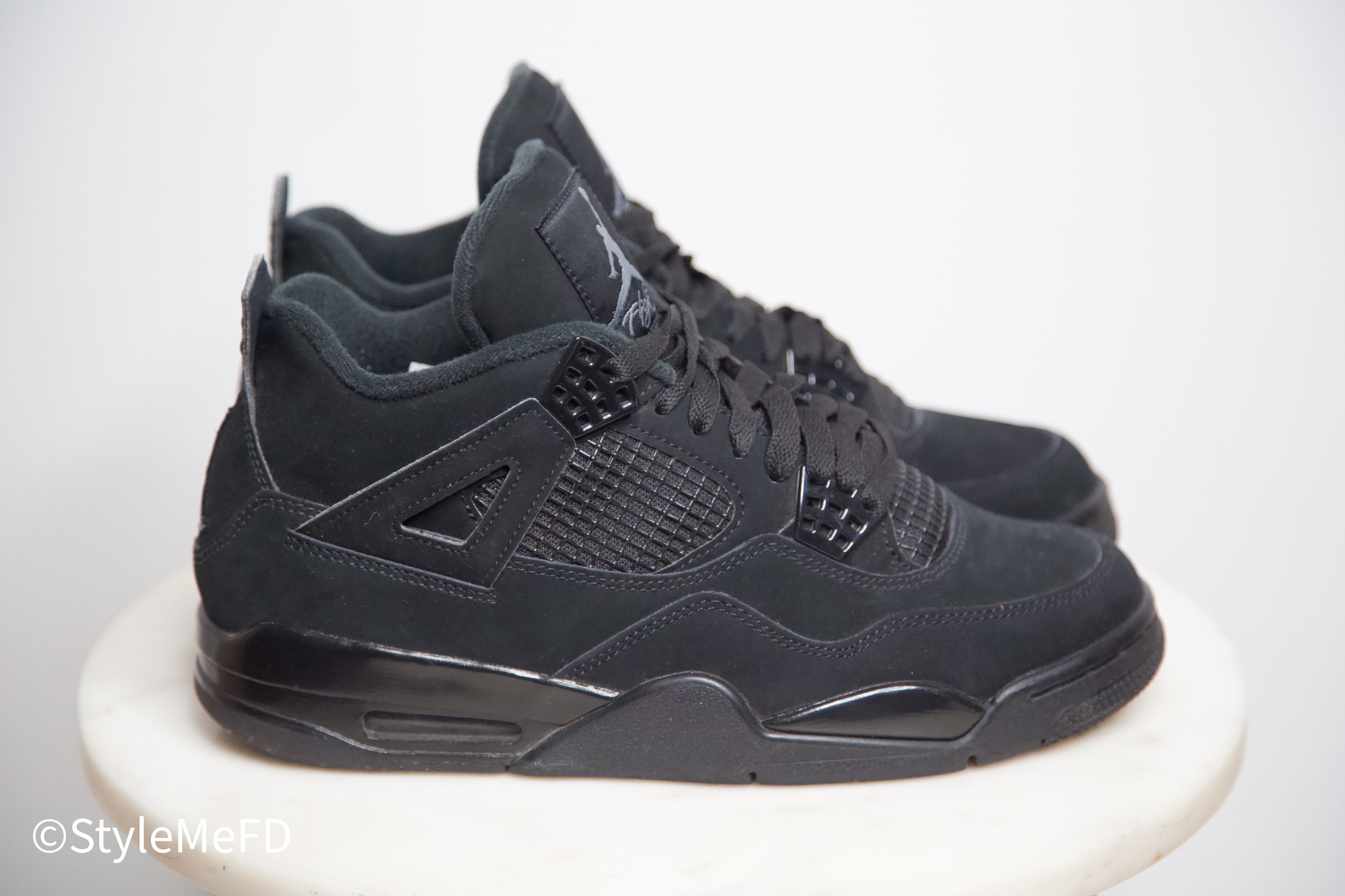 Jordan Brand 2020 NIKE AIR JORDAN 4 RETRO "BLACK CAT" - MENS 8.5 w BOX Size US 8.5 / EU 41-42 - 3 Thumbnail