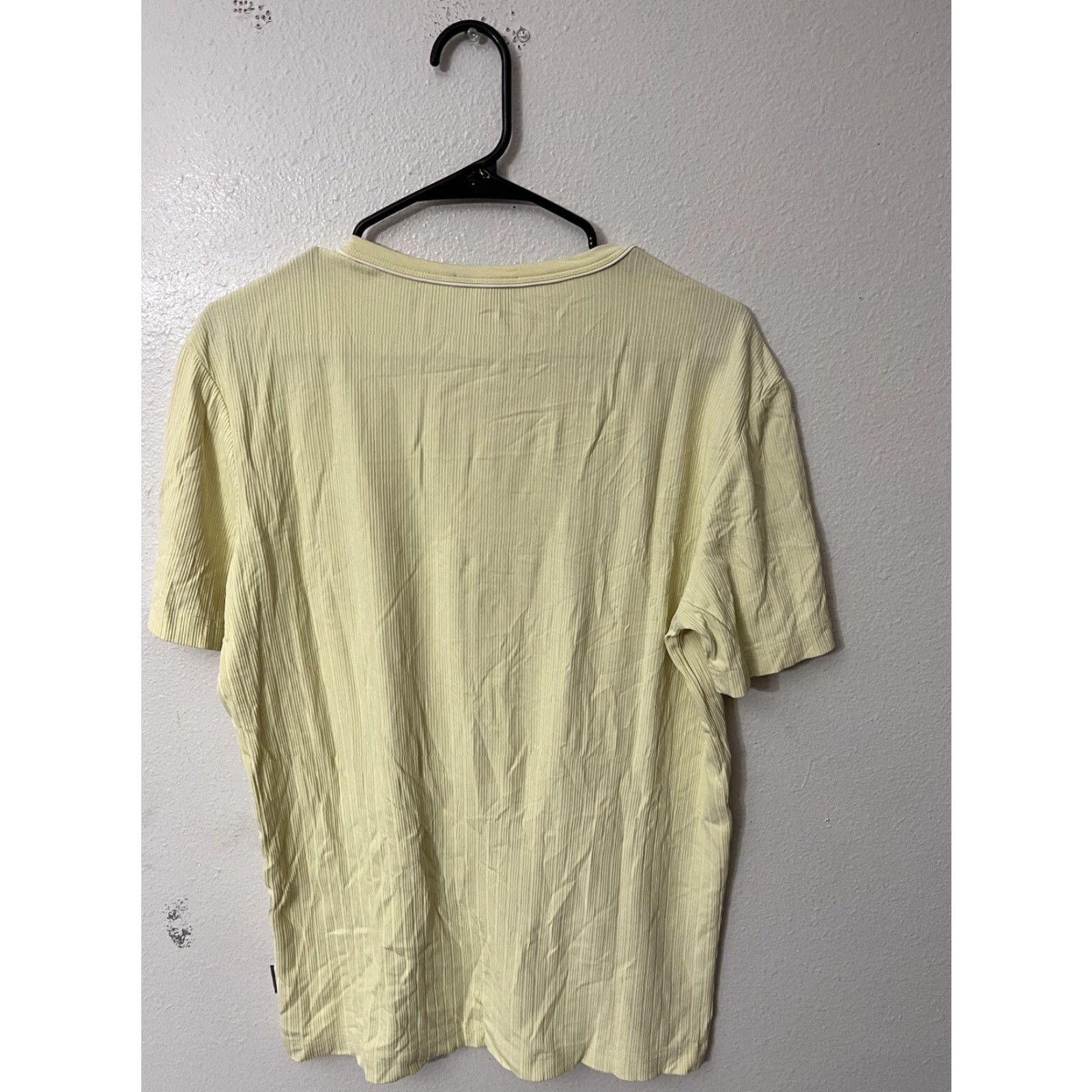 Versace Versace Classic soft mens ribbed tshirt Authenticated Medium Yellow Authentic Size US L / EU 52-54 / 3 - 3 Thumbnail