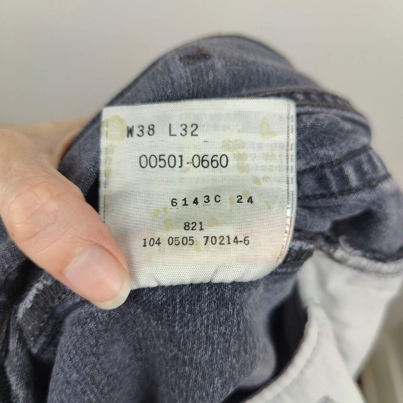 Levi's Vintage 90s Levi's 501 Jeans Mens 38x32 Black Straight Size US 38 / EU 54 - 9 Thumbnail