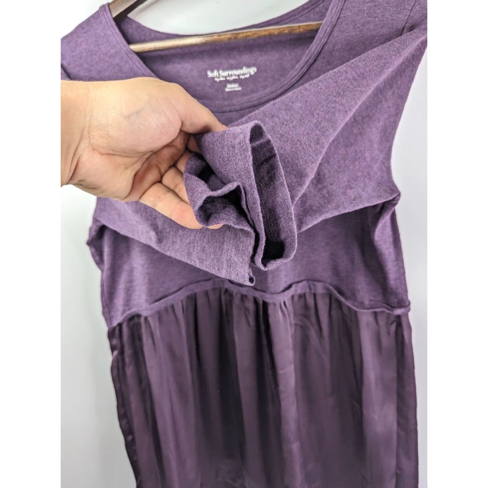 Soft Surroundings **Purple Soft Surroundings Women's Medium Tunic Top Satin 3/4 Sleeve** User: **Purple Soft Surroundings Women's Medium Tunic Top Satin 3/4 Sleeve** Size M / US 6-8 / IT 42-44 - 2 Thumbnail