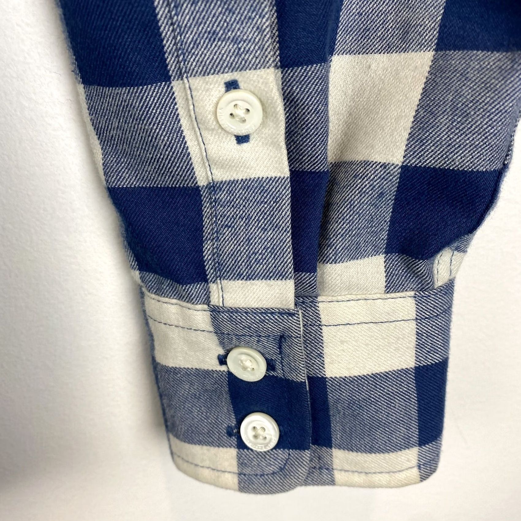 Vineyard Vines Vineyard Vines Plaid Flannel Button Up Top Women 2 Blue White Relaxed Fit Preppy Size XS / US 0-2 / IT 36-38 - 6 Thumbnail