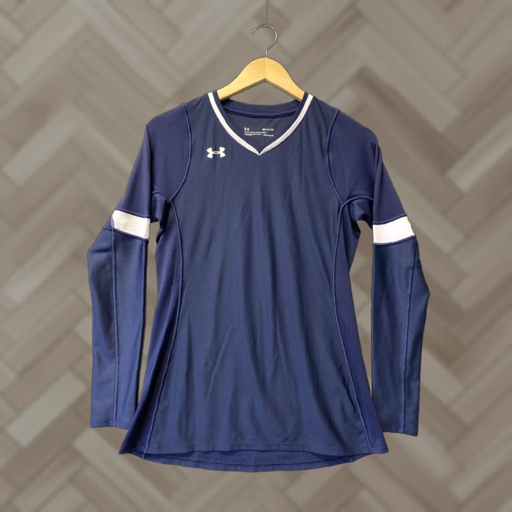 Under Armour Under Armour Navy Long Sleeve Athletic Shirt Size S Navy Stretch Running /150-24 Size US S / EU 44-46 / 1 - 1 Thumbnail