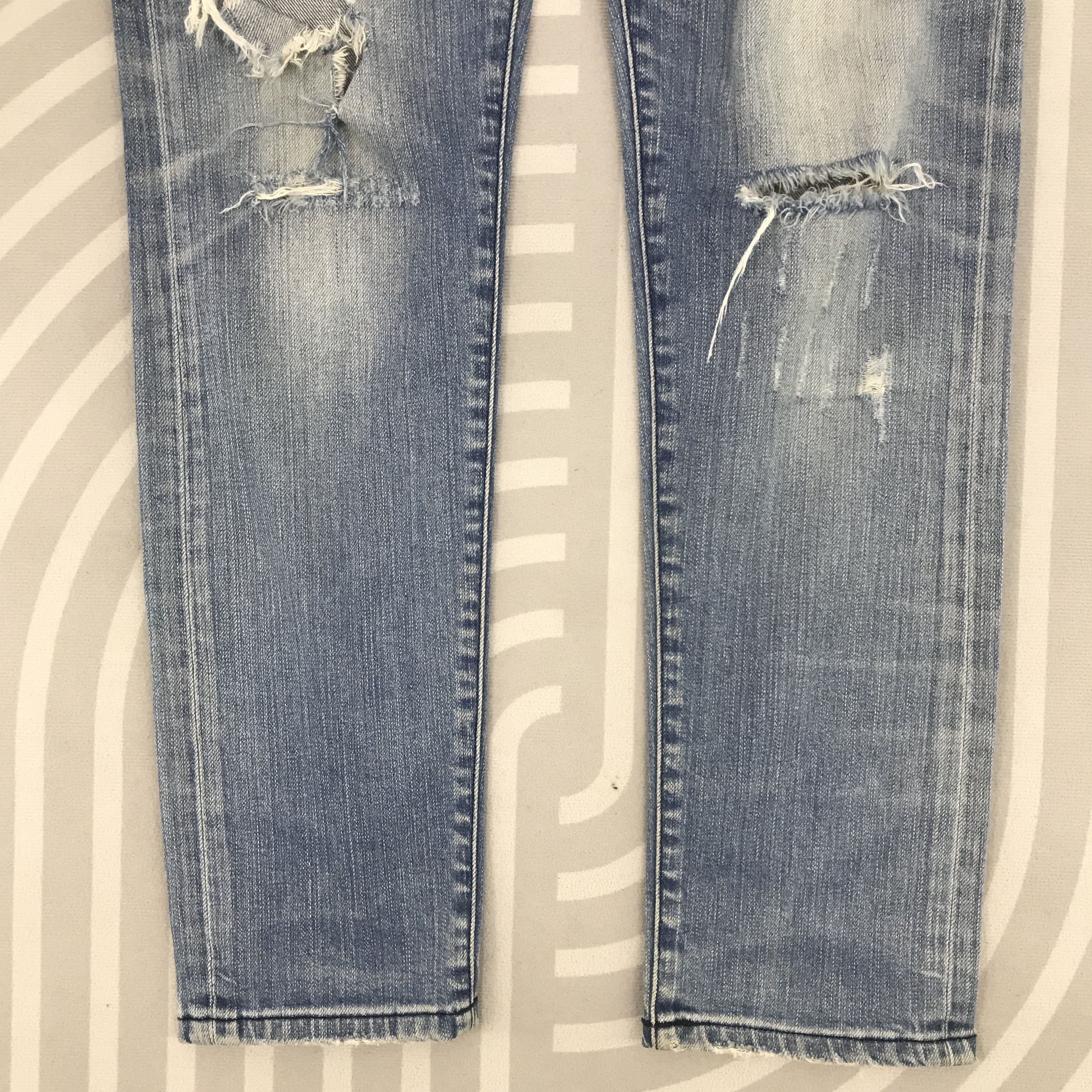Armani × Vintage Vintage Armani Jeans Distressed Denim Size US 28 / EU 44 - 3 Thumbnail