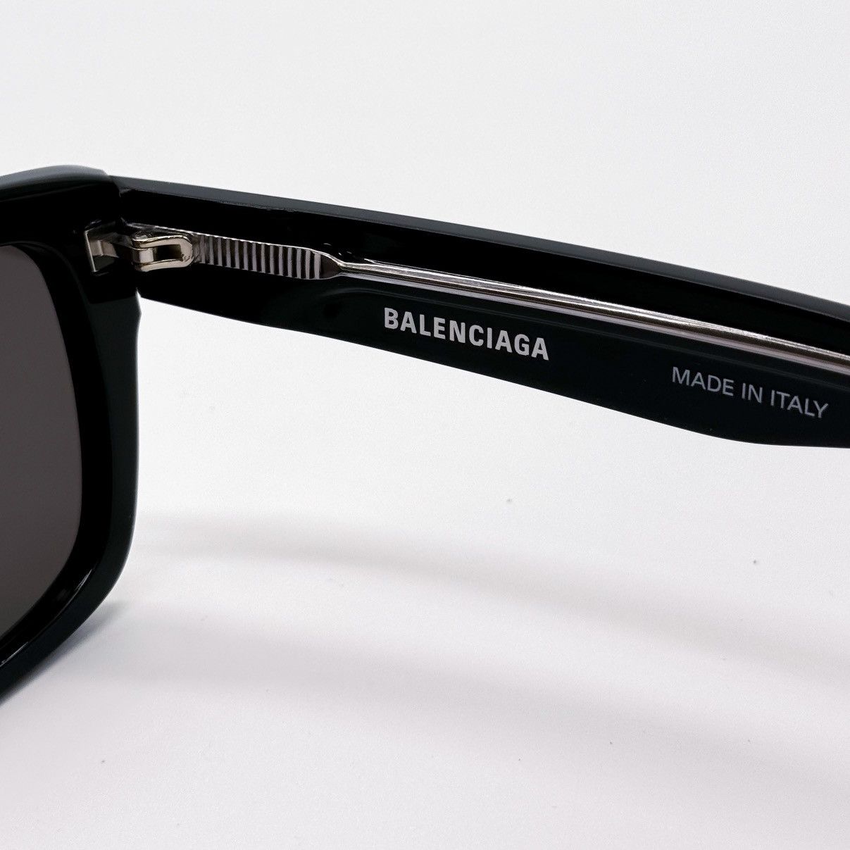 Balenciaga NEW BALENCIAGA BB0346S 001 SQUARE BLACK UNISEX SUNGLASSES Size ONE SIZE - 8 Thumbnail