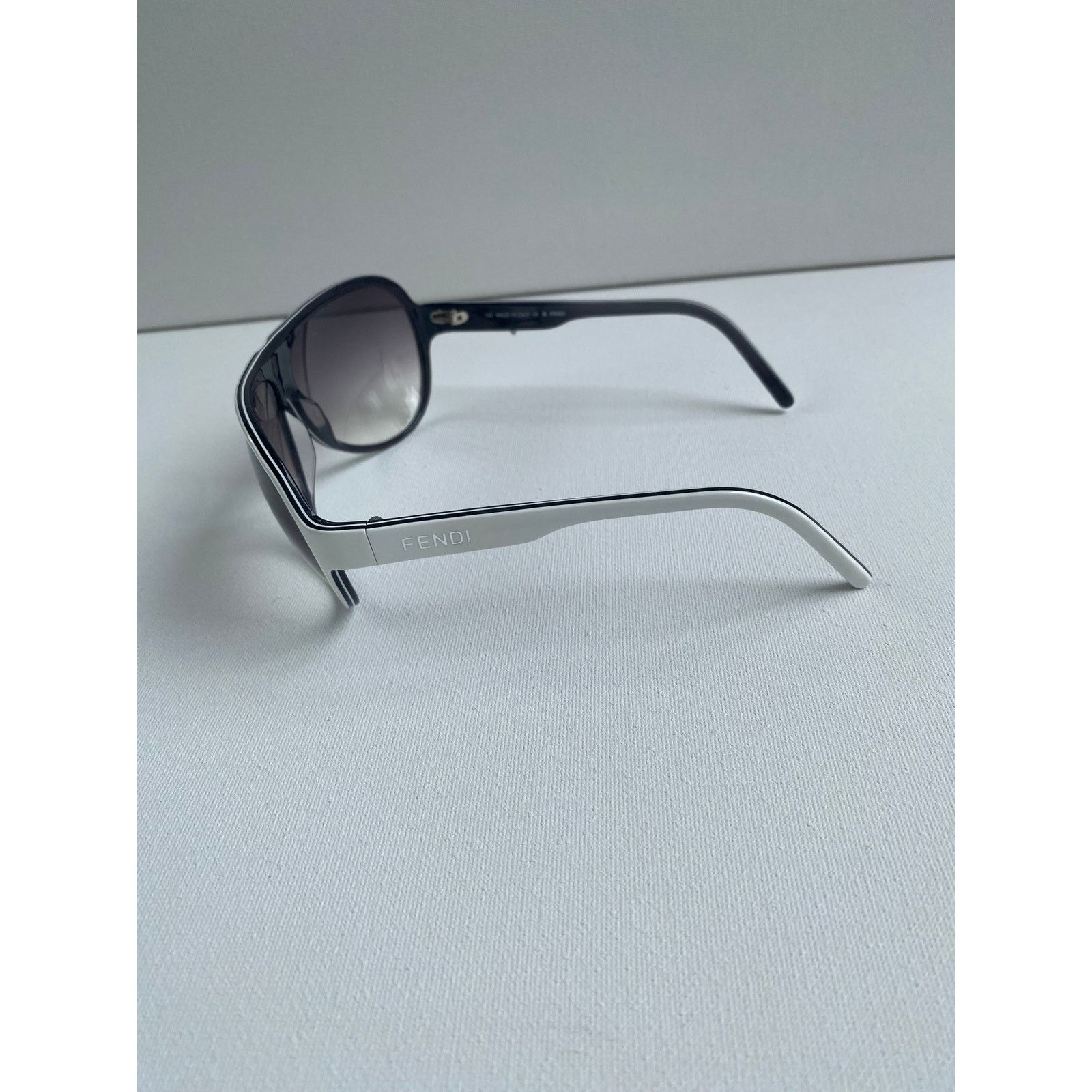 Fendi 00's FENDI Monogram Logo Black White Aviator Sunglasses Size ONE SIZE - 4 Thumbnail