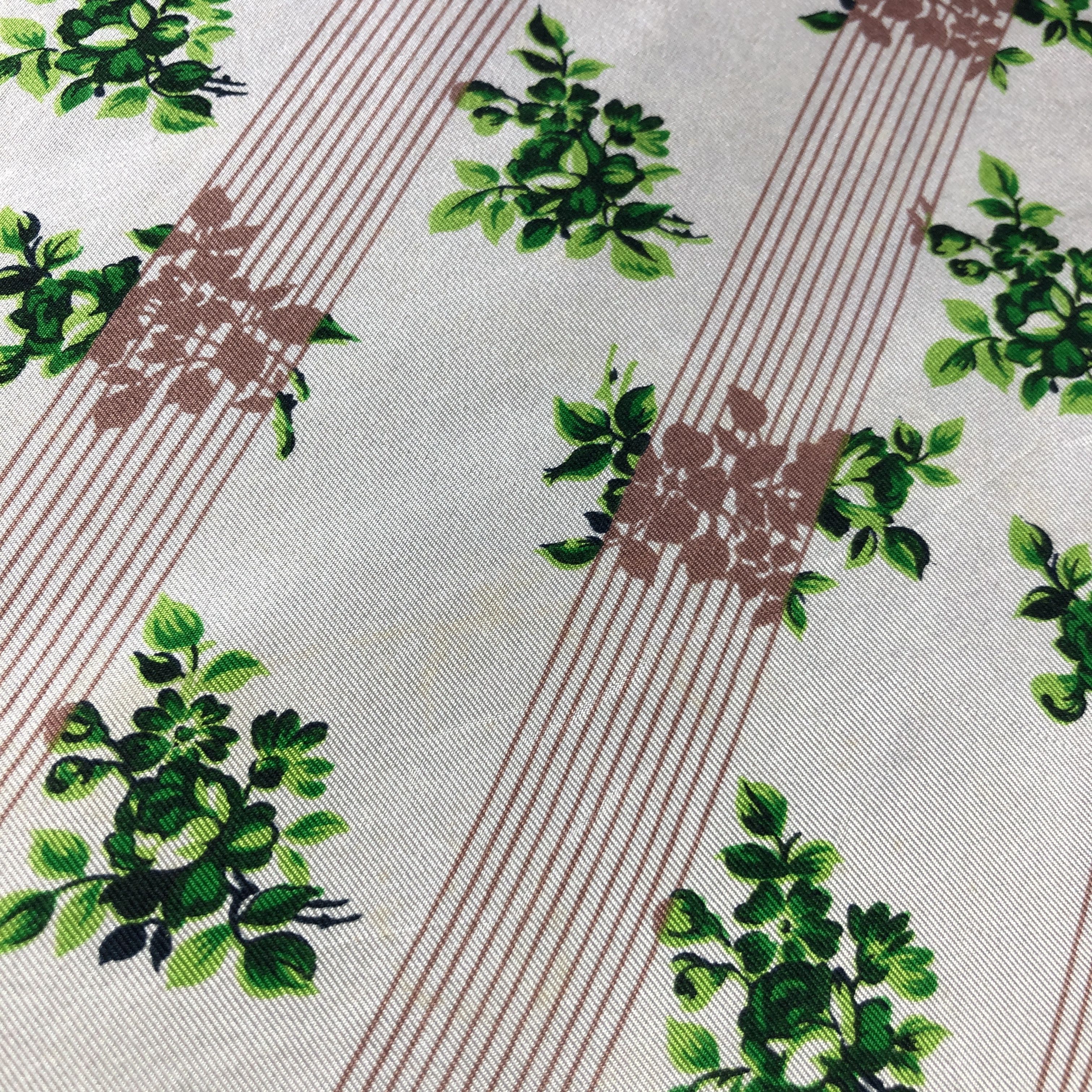 Japanese Brand Vintage Luxury Floral Hand Rolled Silk Scarf M1332 Size ONE SIZE - 7 Thumbnail