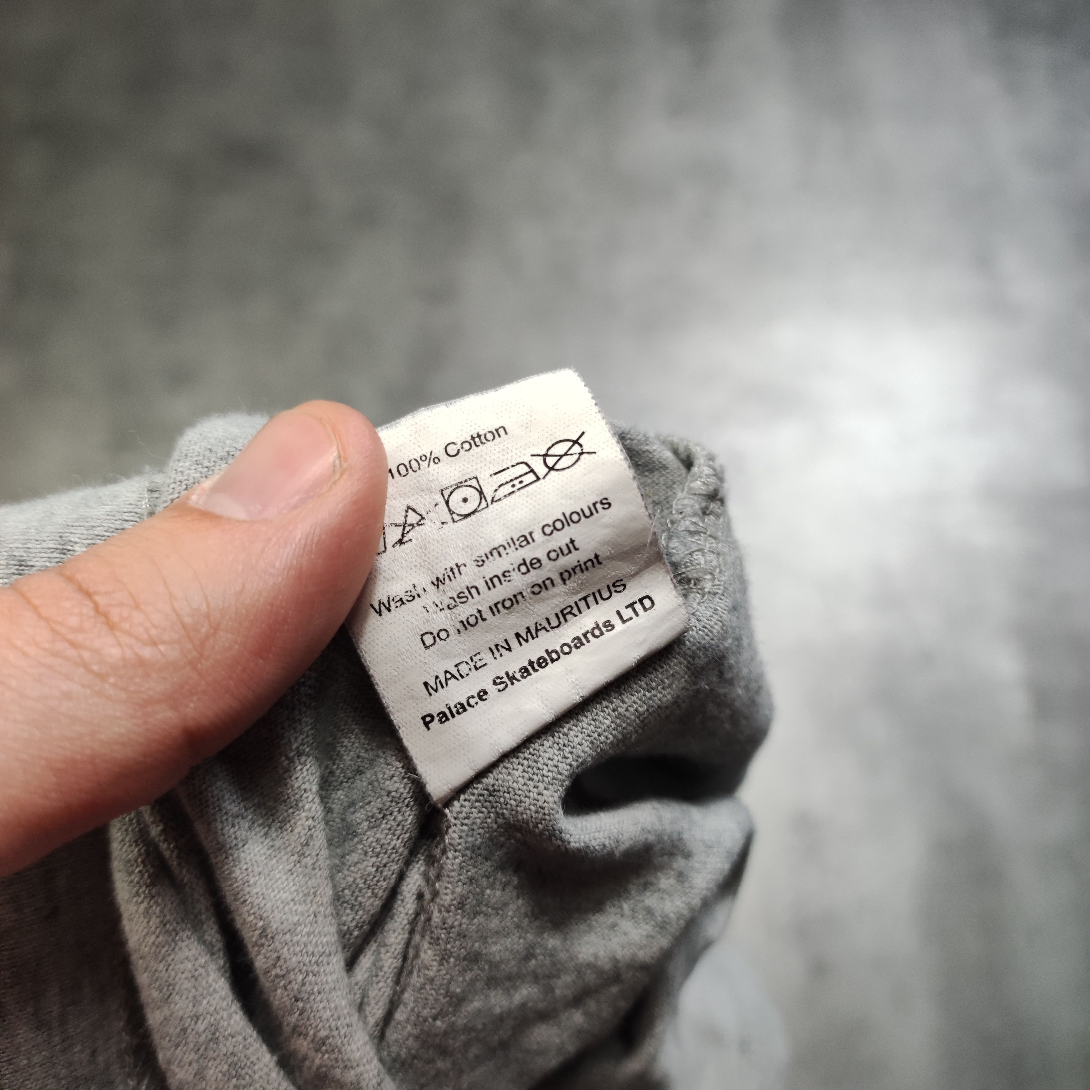Palace RARE Streetwear Palace Skateboards Gray Tropic Tee Size US S / EU 44-46 / 1 - 7 Thumbnail