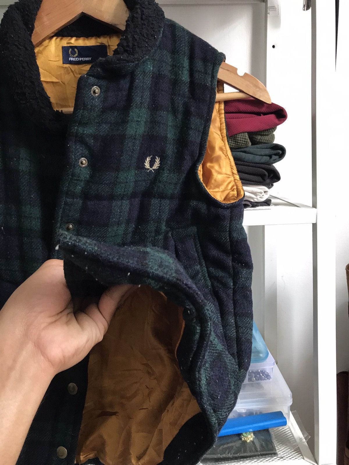 Fred Perry × Vintage VTG FRED PERRY Faux Fur Vest for Men Size US S / EU 44-46 / 1 - 11 Thumbnail
