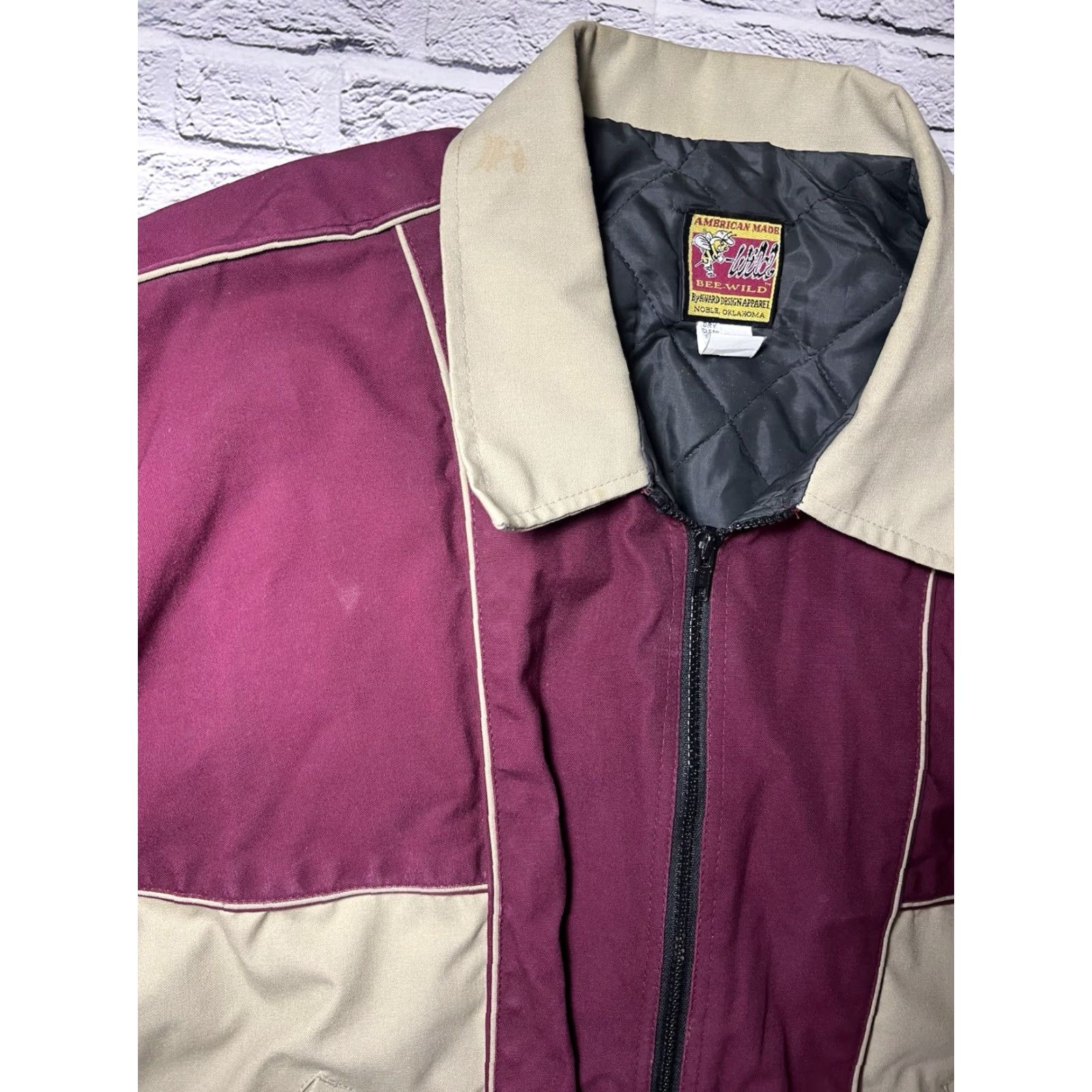 VINTAGE Bee-wild Canvas Bomber Jacket Mens L Red