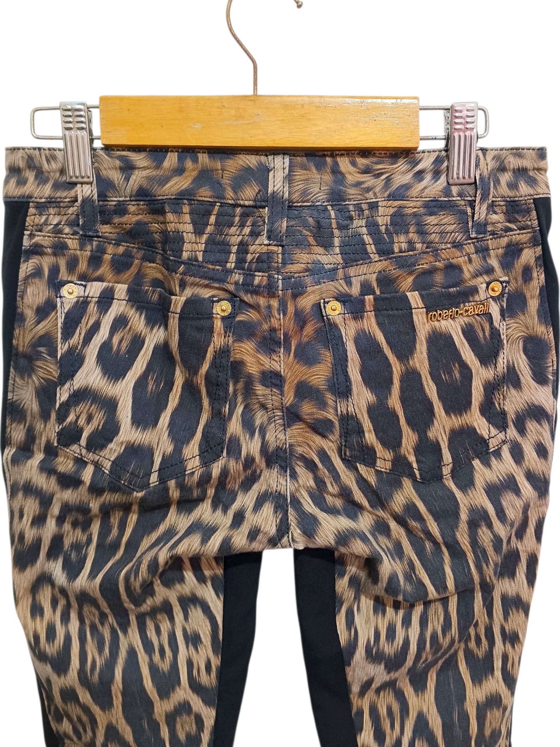 Roberto Cavalli Roberto cavalli Leopard capris pants Size 28" / US 6 / IT 42 - 4 Thumbnail