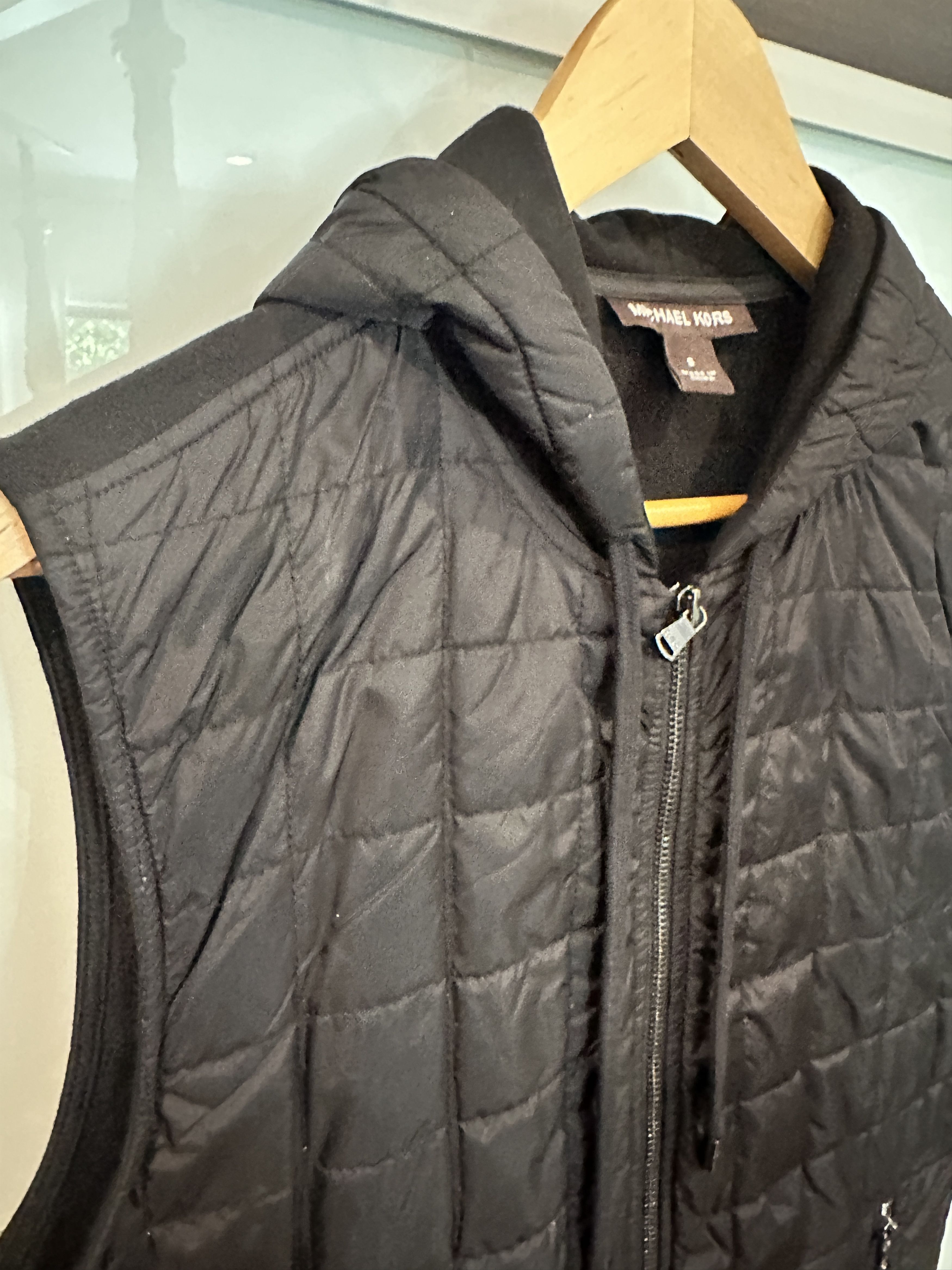 Michael Kors Men’s Black Quilted Hooded Vest Size US S / EU 44-46 / 1 - 5 Thumbnail