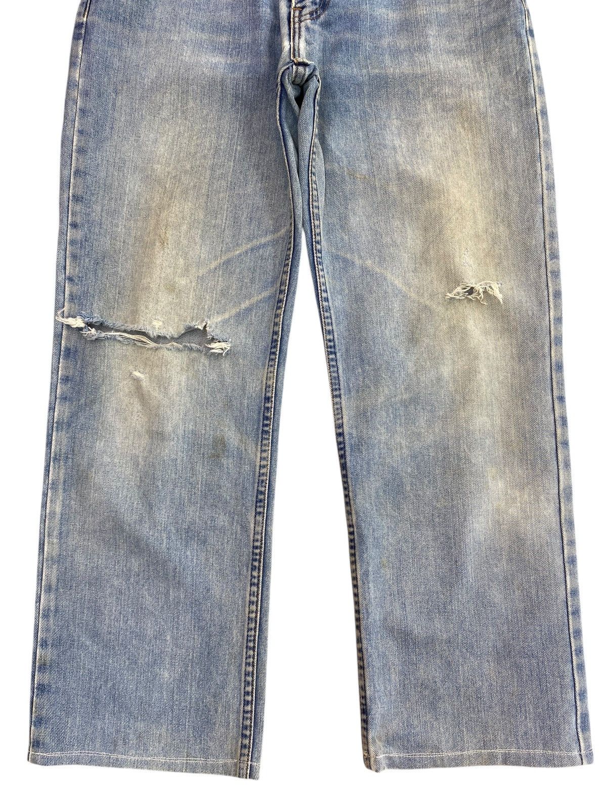 Levi's Levi’s Whiskers Ripped Style Loose Jeans Size US 30 / EU 46 - 9 Thumbnail