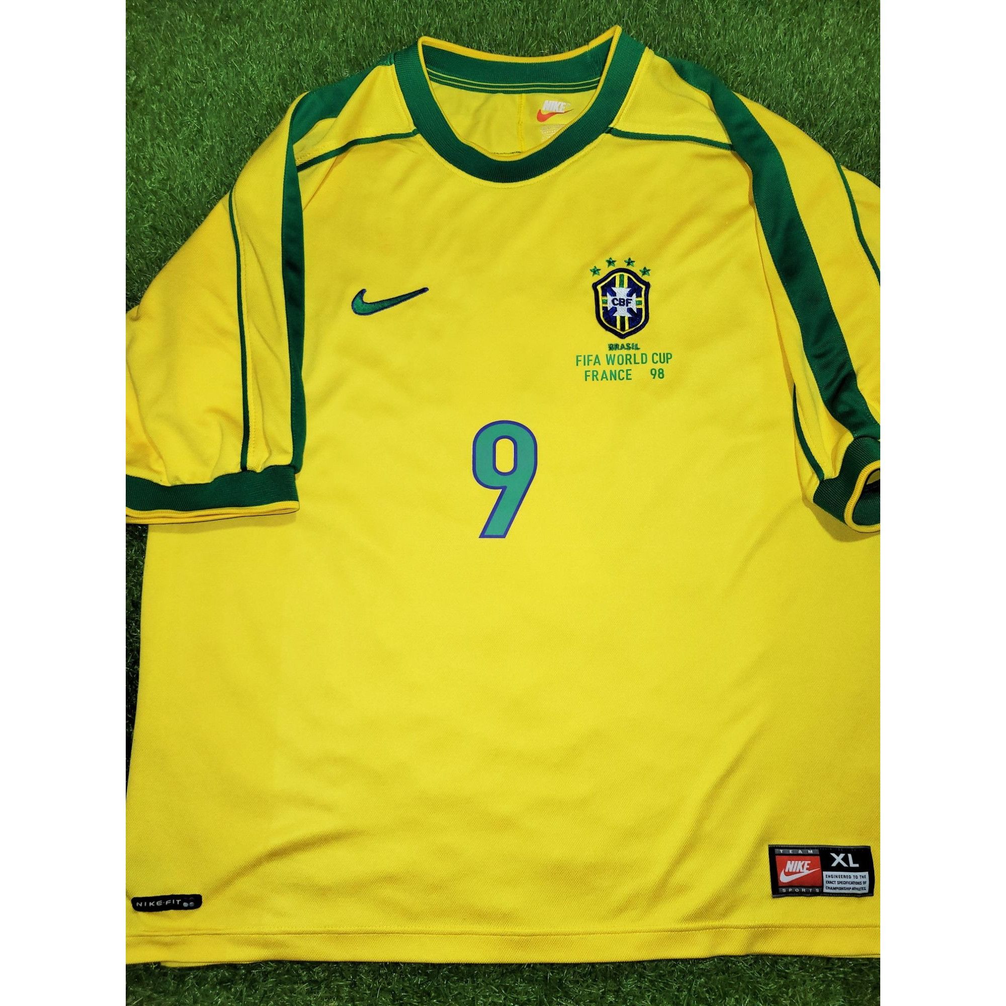 image of Ronaldo Brazil 1998 World Cup Nike Home Soccer Jersey XL in Yellow, Men's