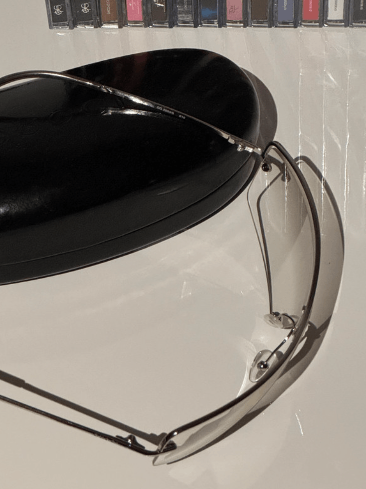 Gucci Gucci Sunglasses GG2683 Silver Vintage Tom Ford Rare Iconic Size ONE SIZE - 3 Thumbnail