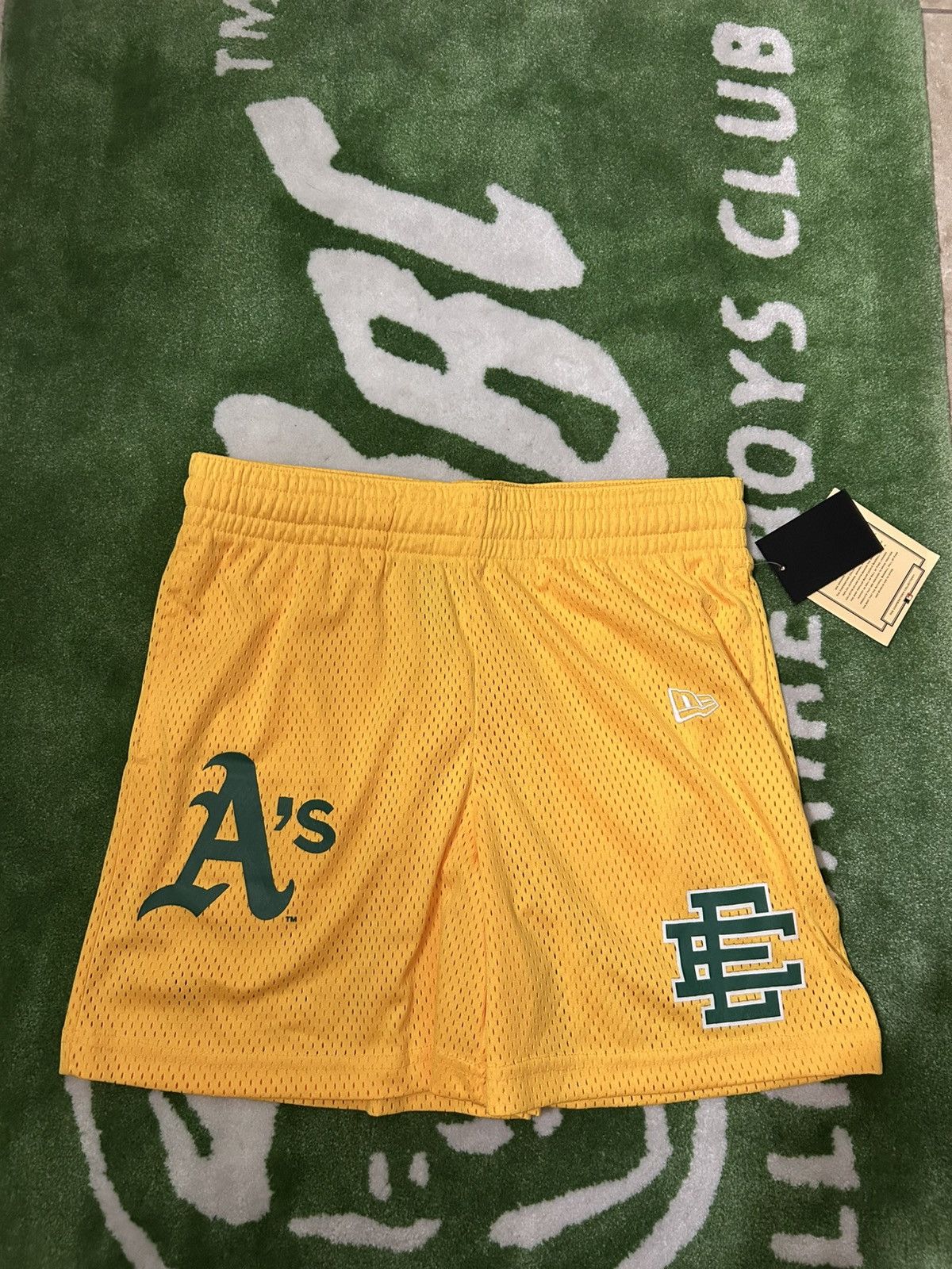Eric Emanuel Oakland Athletics MLB X Eric Emanuel Shorts Size M Size US 30 / EU 46 - 1 Thumbnail