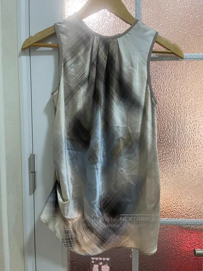 Brunello Cucinelli brunello cucinelli Silk and Knit Sleeveless Top Size S / US 4 / IT 40 - 1 Thumbnail