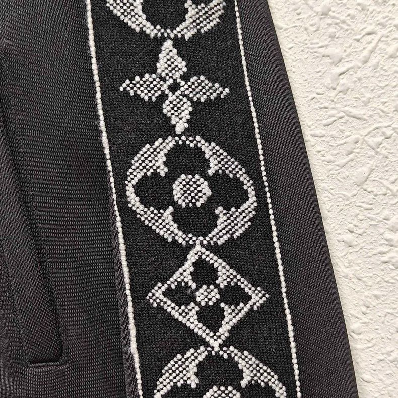 Louis Vuitton Louis Vuitton school uniform with jacquard string mark jac Size US M / EU 48-50 / 2 - 4 Thumbnail