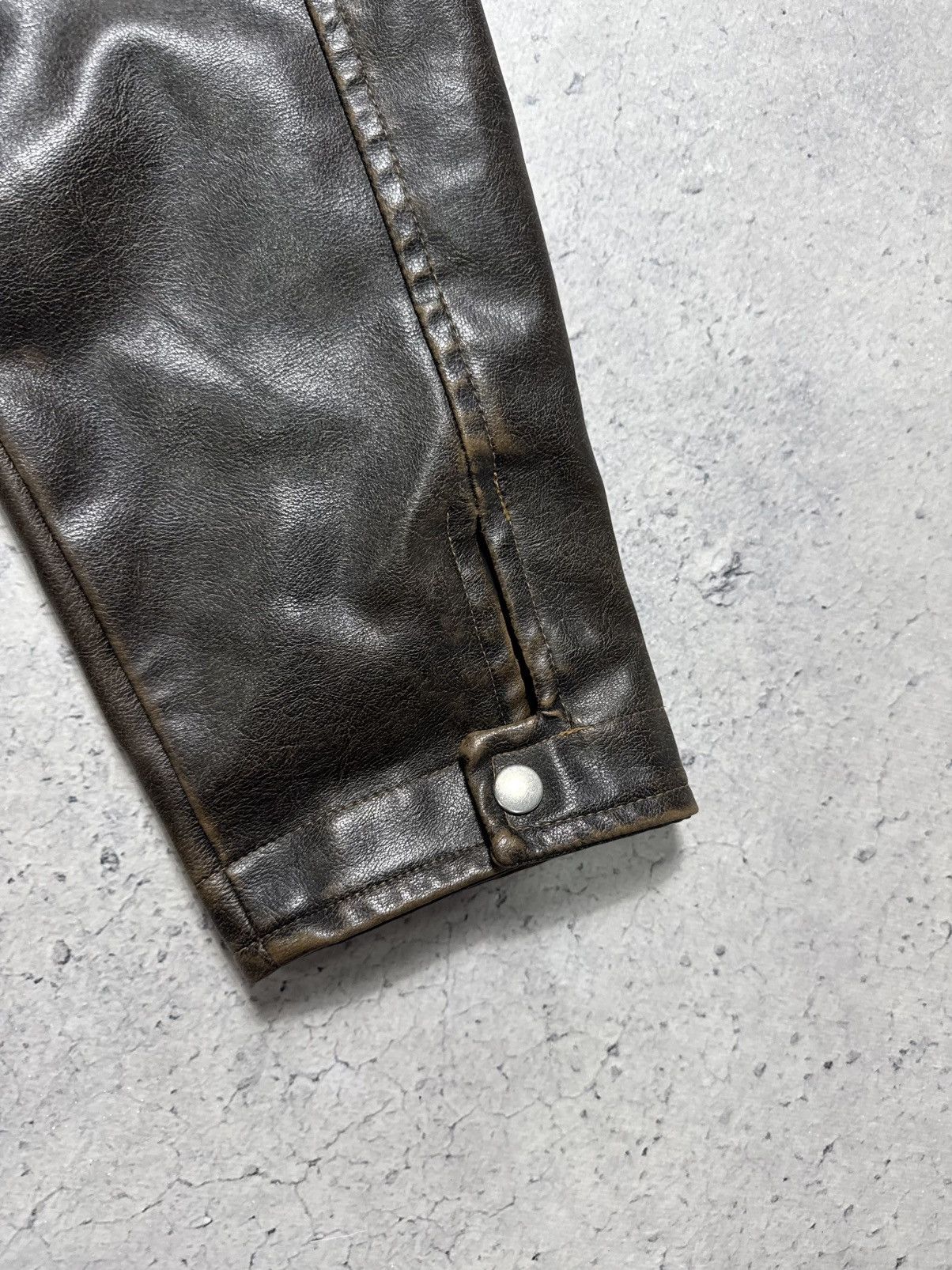 Emporio Armani Armani Jeans Vintage Leather Jacket Big Logo Brown Size US L / EU 52-54 / 3 - 13 Thumbnail