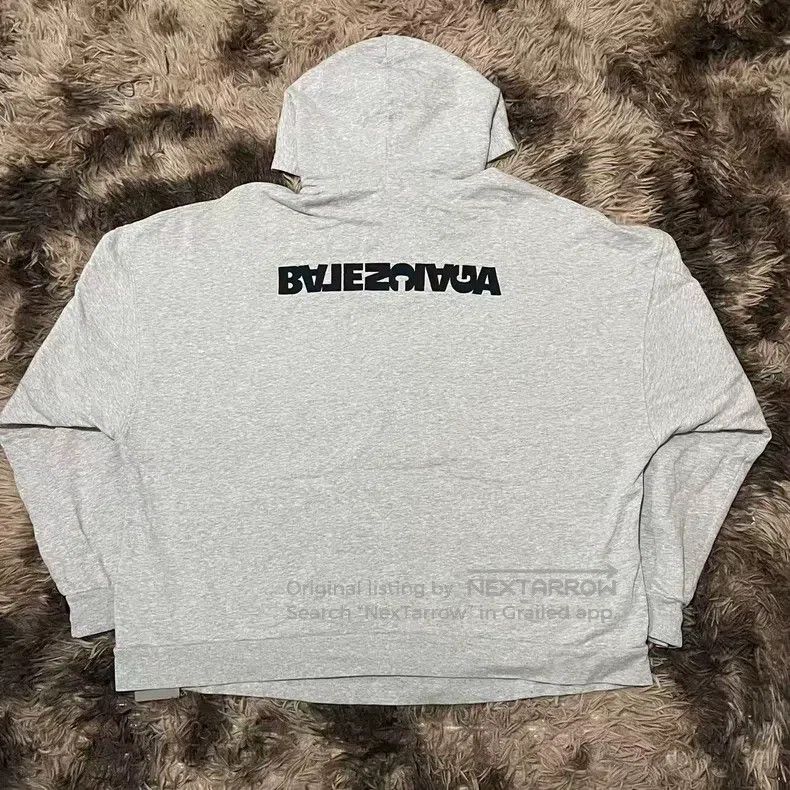 Balenciaga Balenciaga Grey Inverted Hood Sweatshirt Size US M / EU 48-50 / 2 - 2 Thumbnail