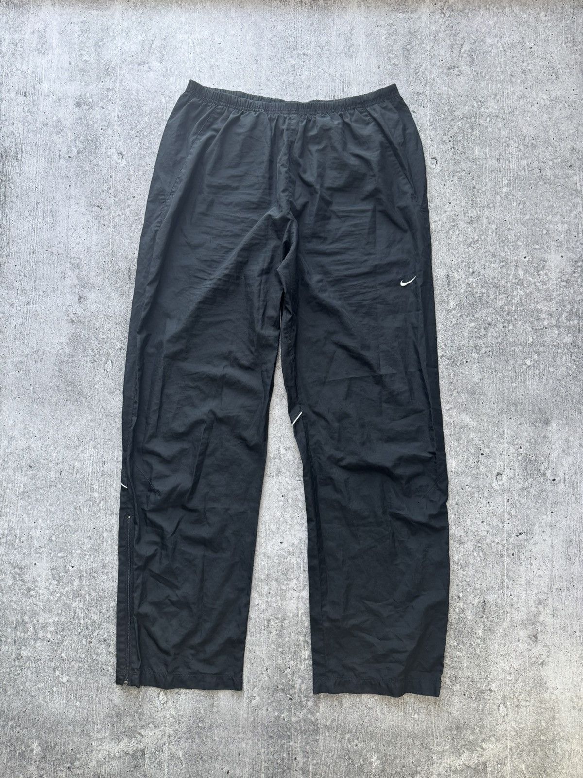 Nike Nike Vintage Nylon Pants Joggers y2k drill Size US 36 / EU 52 - 2 Thumbnail
