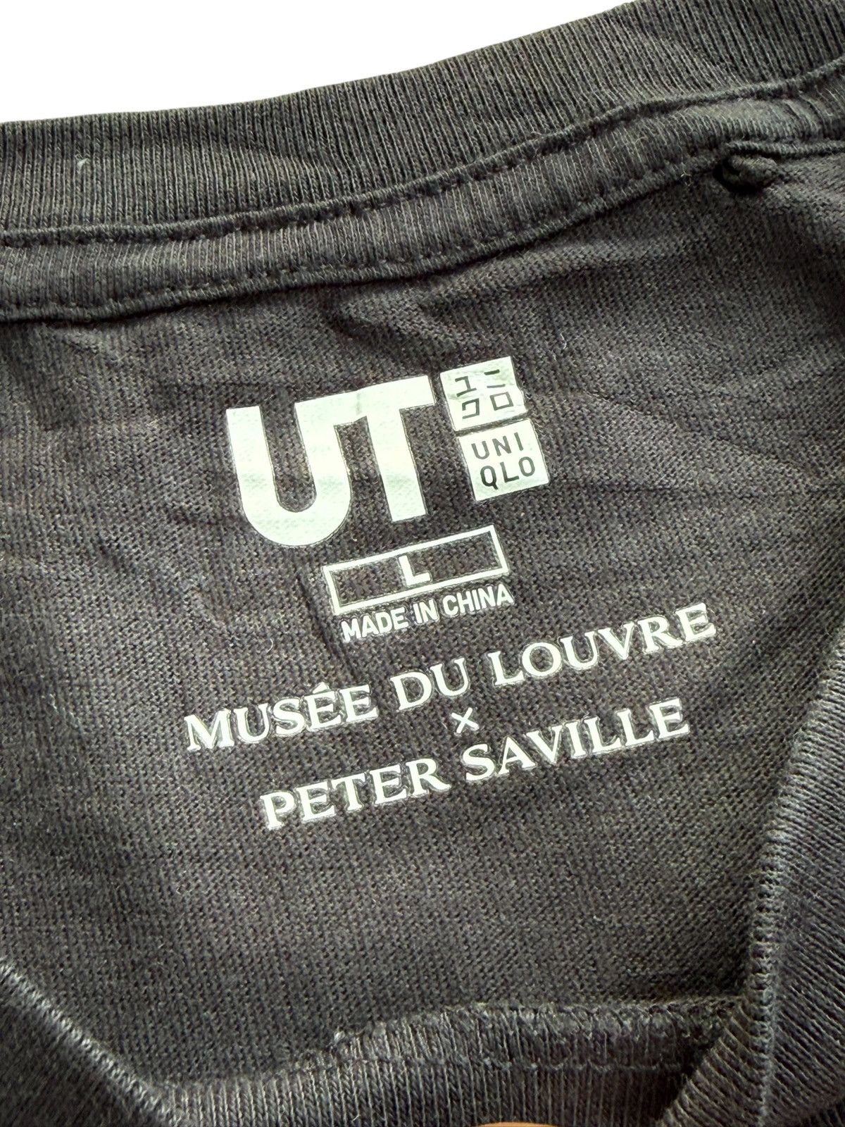 Japanese Brand Uniqlo X MonalisaX Musee Du Lourve X Peter Saville Size US L / EU 52-54 / 3 - 4 Thumbnail
