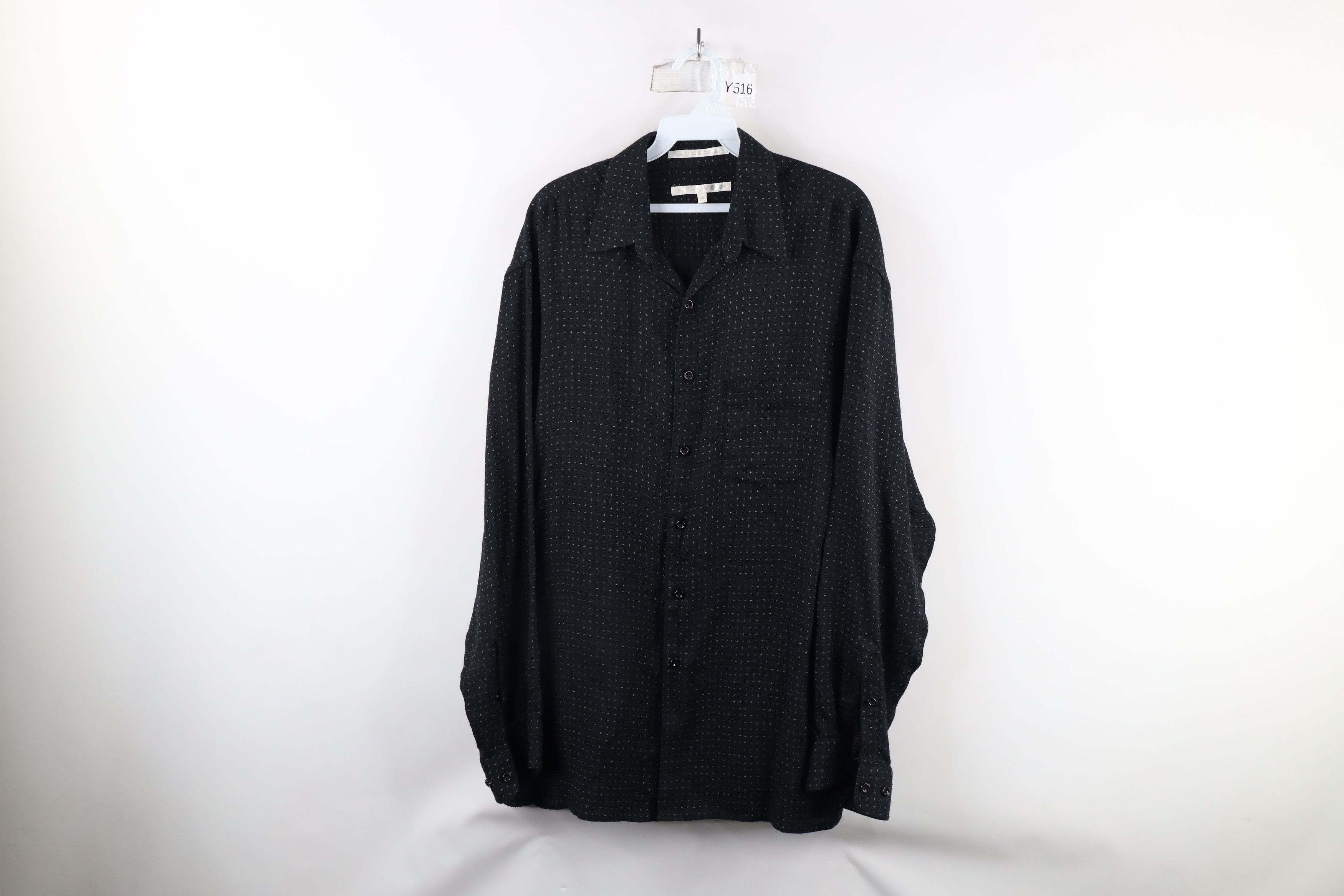Vintage Vintage 90s Streetwear Silk Collared Button Shirt Black Size US M / EU 48-50 / 2 - 1 Thumbnail