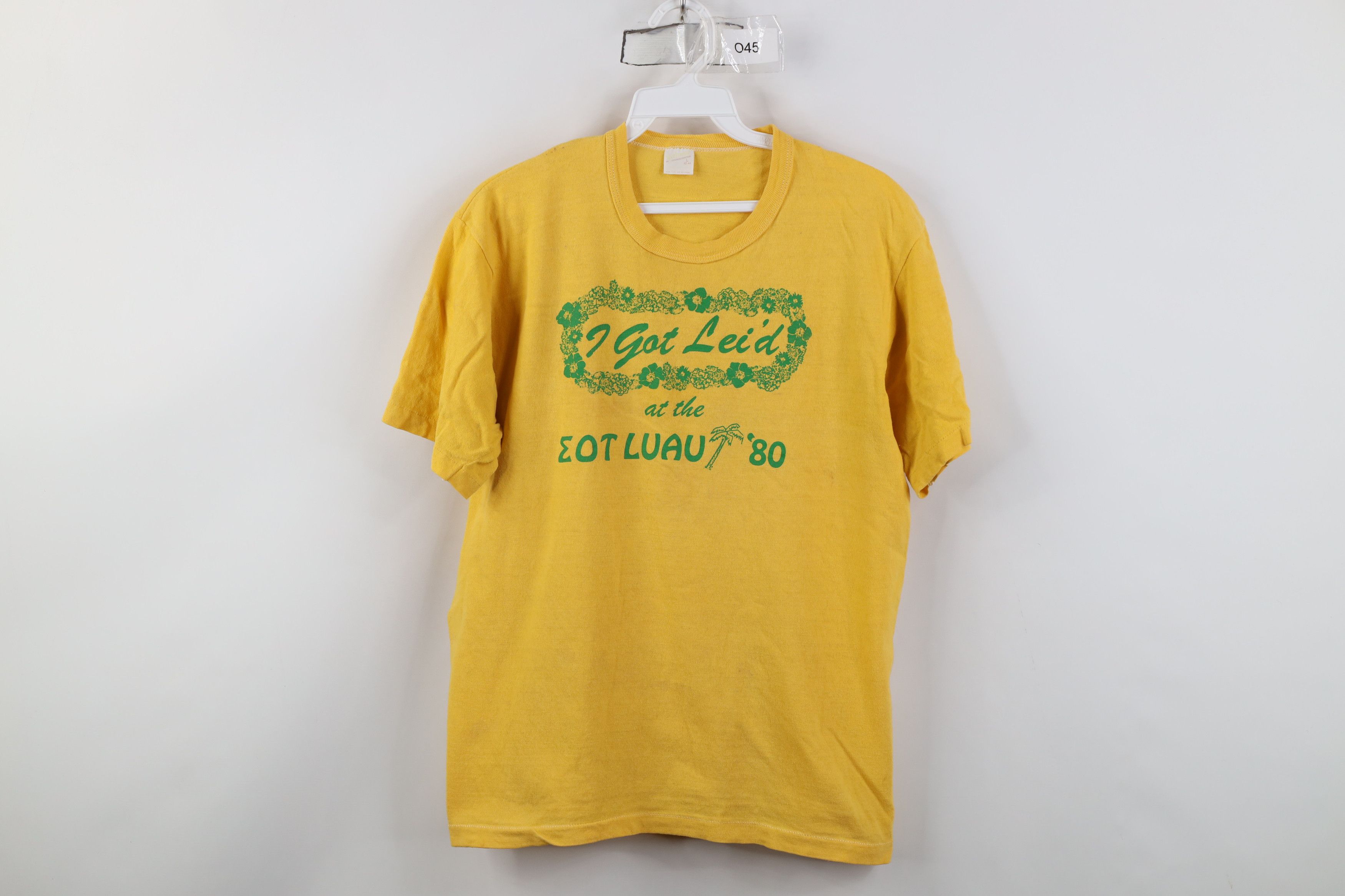 Vintage Vintage 80s Omicron I Got Lei'd Luau Flower T-Shirt USA 1980 Size L / US 10 / IT 46 - 1 Thumbnail
