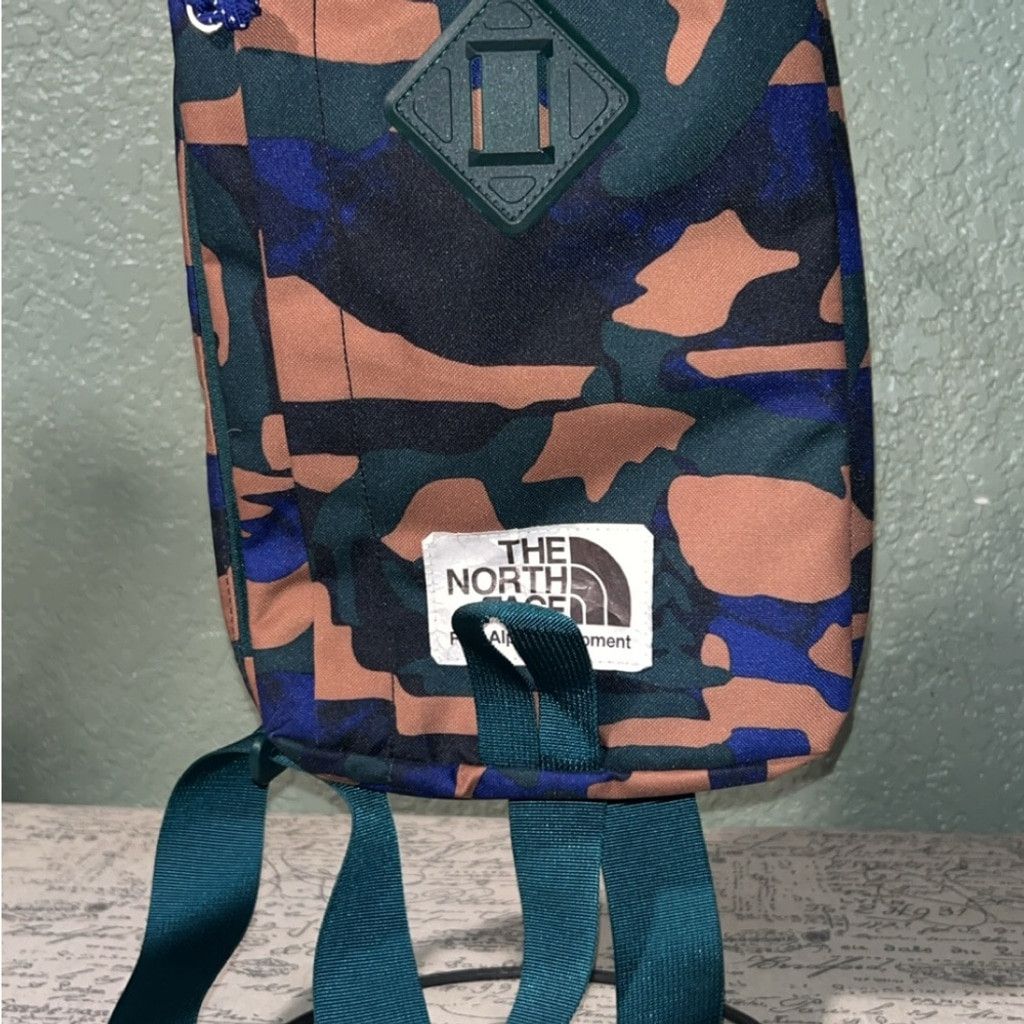 The North Face The North Face Teal & Brown Camouflage Backpack Size ONE SIZE - 3 Thumbnail