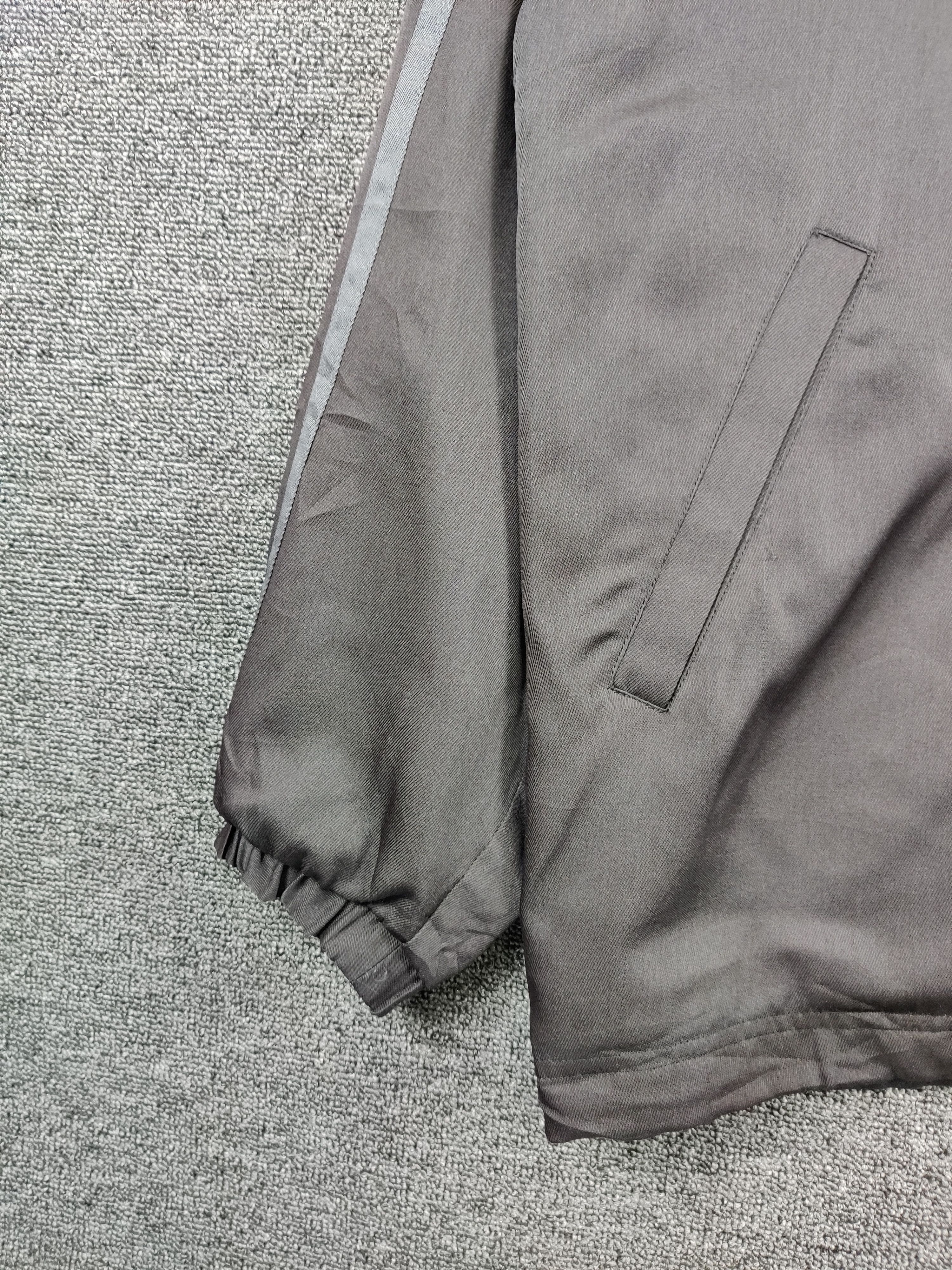 Champion × Vintage Japanese Brand Champion Windbreaker Zipper Jacket Size US L / EU 52-54 / 3 - 4 Thumbnail