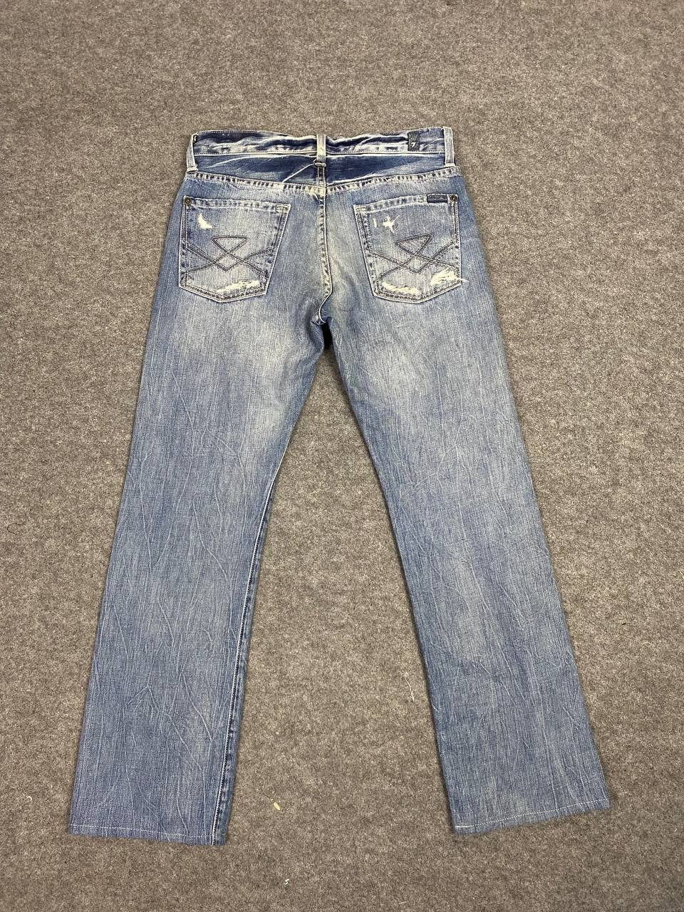 7 For All Mankind 7 for all mannkind standard cut distressed denim nice design Size US 32 / EU 48 - 2 Thumbnail