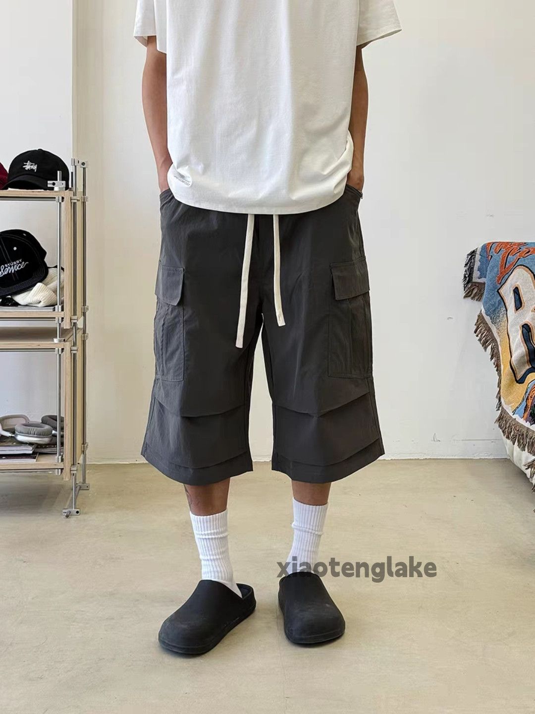Vintage Unisex utility loose baggy military pleated cargo shorts Size US 36 / EU 52 - 4 Thumbnail