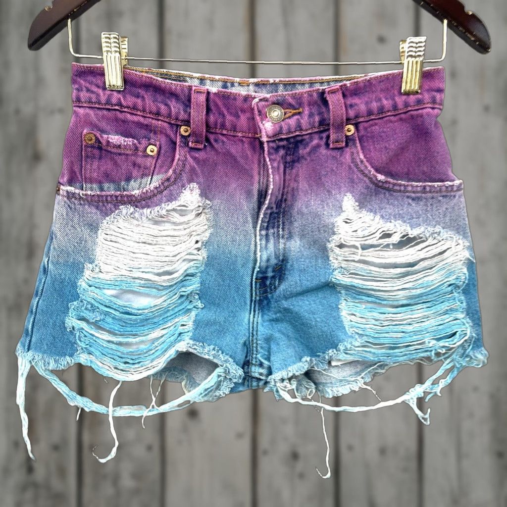 Levi's VINTAGE Levi's Boho Cut-Off Shorts Womens 7 JR Distressed Denim Blue 90s Size 28" / US 6 / IT 42 - 1 Thumbnail