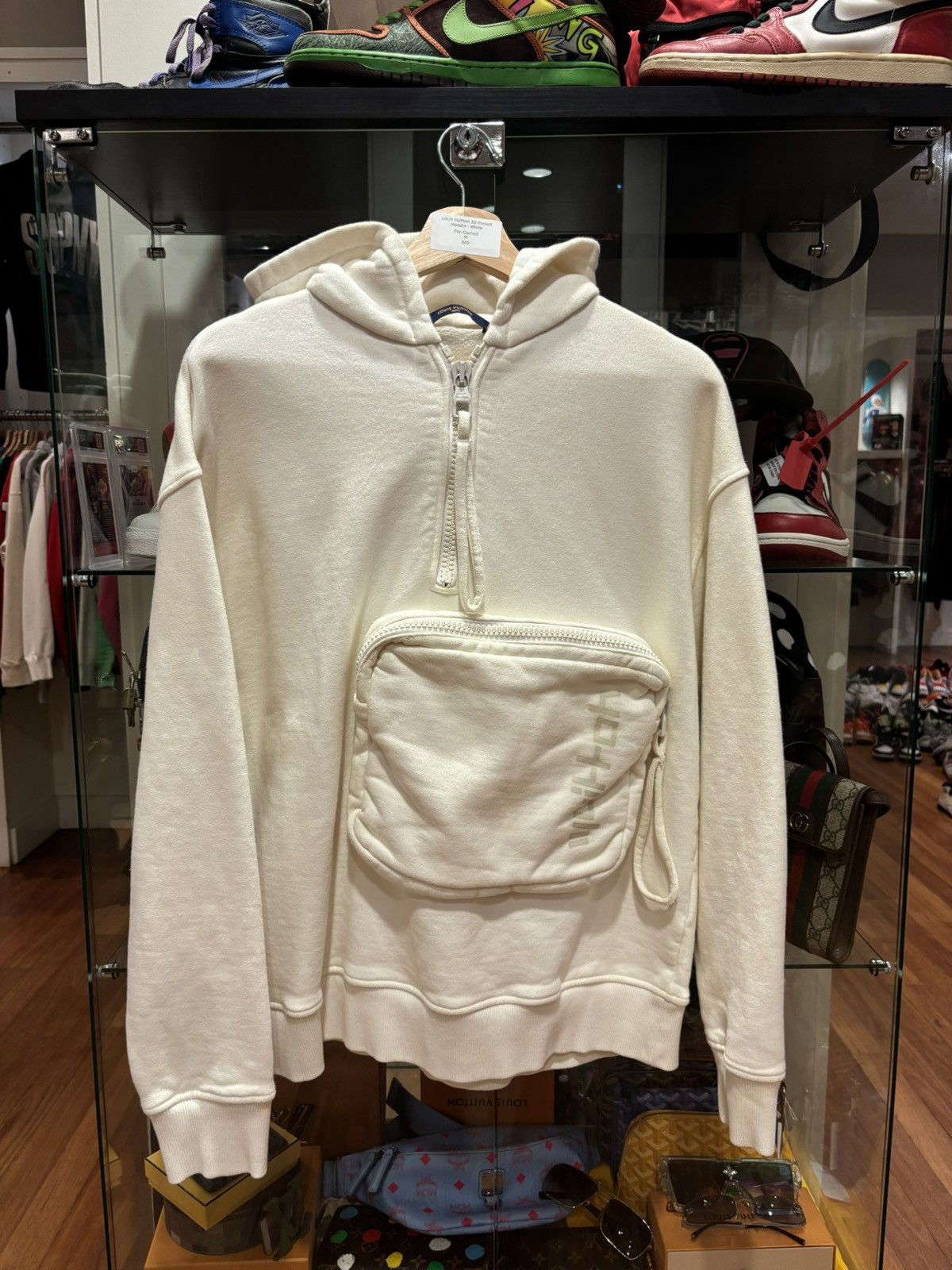 Louis Vuitton Louis Vuitton 3D Pocket Hoodie Virgil Era Size US M / EU 48-50 / 2 - 1 Thumbnail