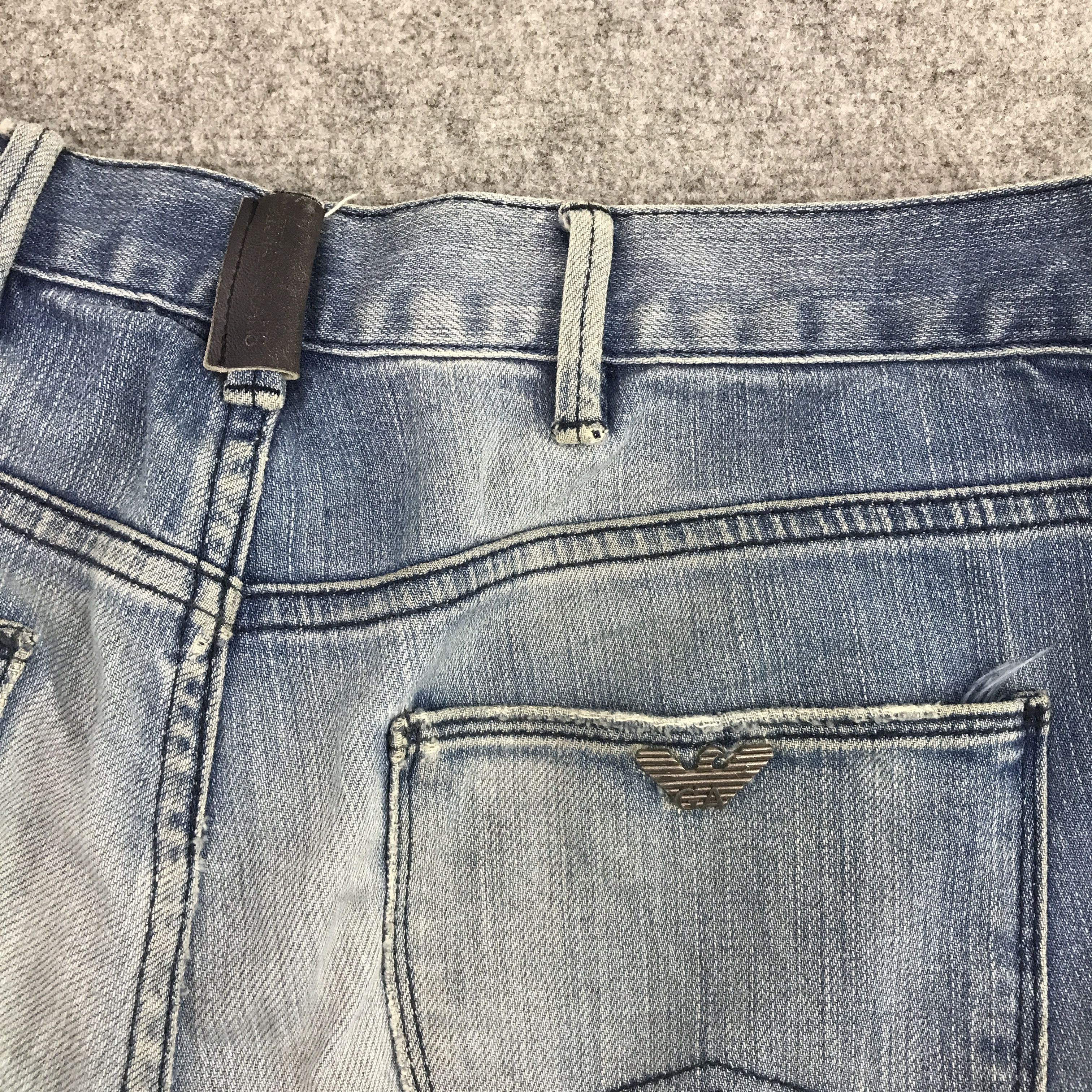 Armani × Giorgio Armani ARMANI JEANS DISTRESSED DESIGN DENIM JEANS Size US 30 / EU 46 - 8 Thumbnail