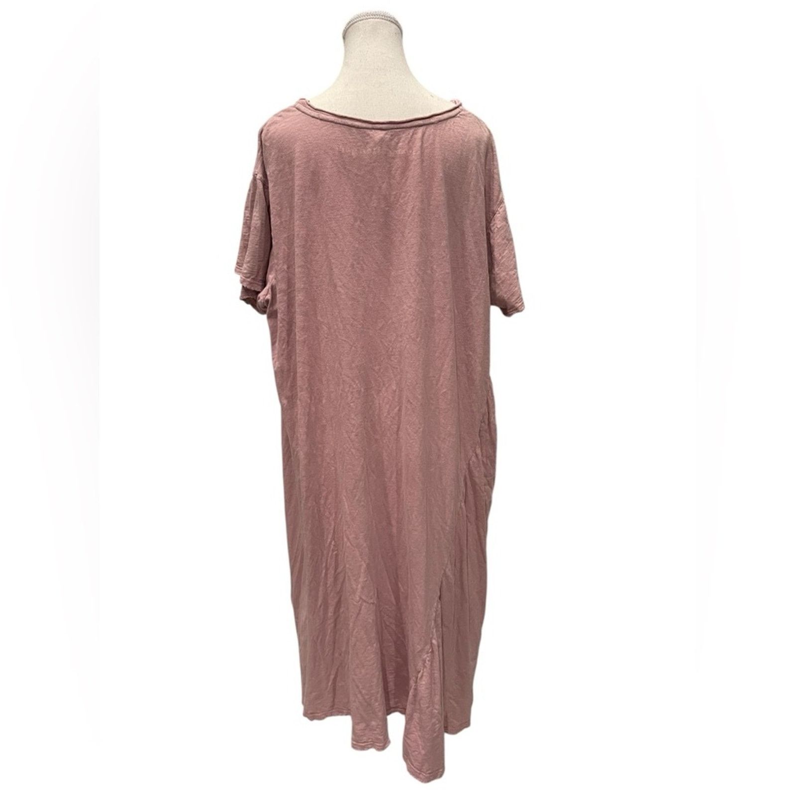 Magnolia Pearl Magnolia Pearl Short Sleeve T-shirt Maxi Dress one size Size ONE SIZE - 6 Thumbnail