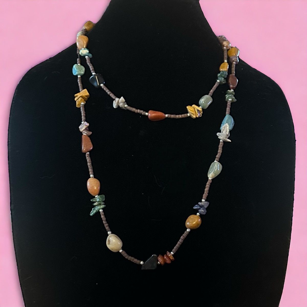 Vintage Vintage long polished rock and shell necklace Size ONE SIZE - 1 Thumbnail