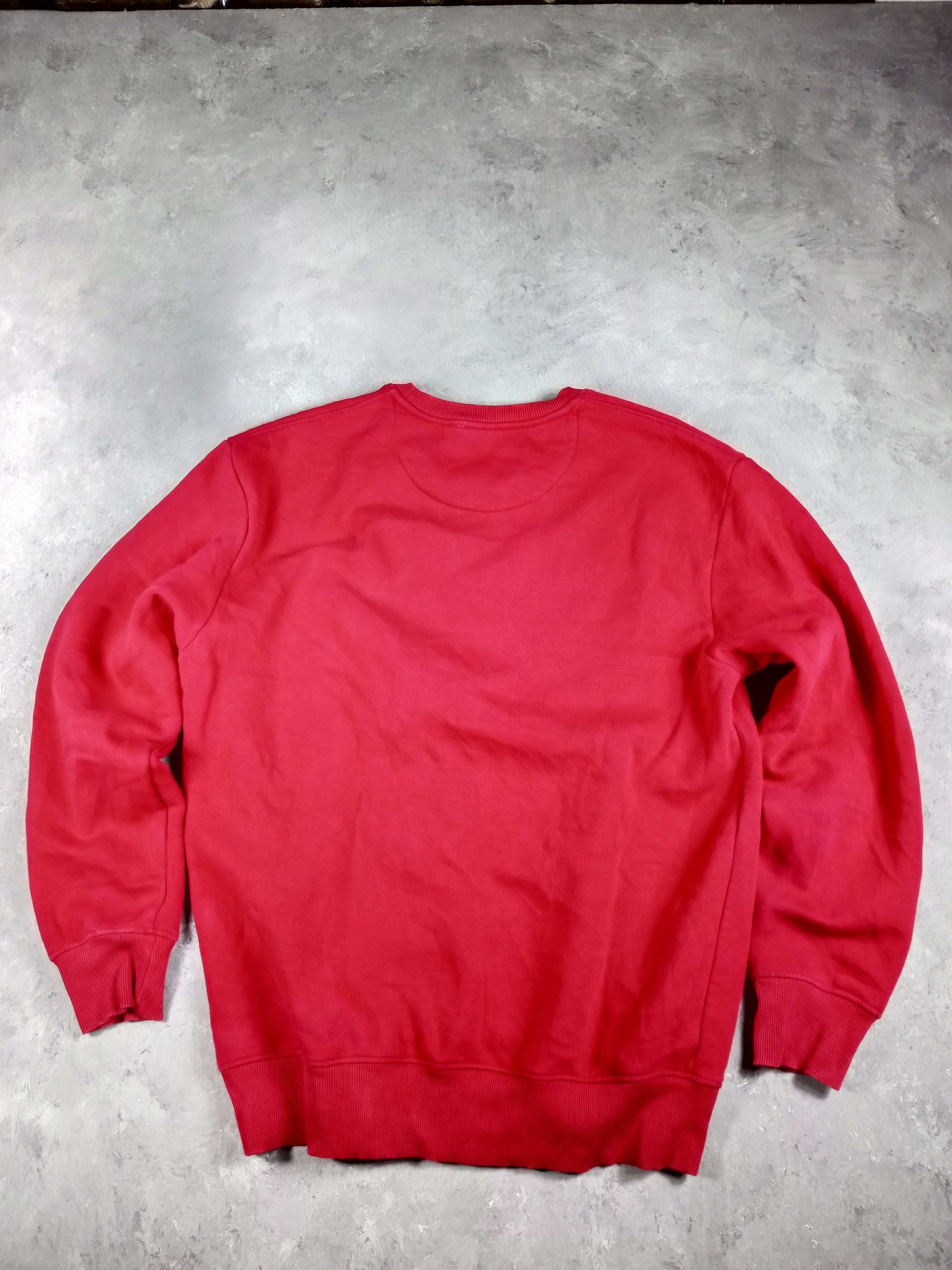 Burberry Vintage Faded Red Burberry Sweater Size US XXL / EU 58 / 5 - 13 Thumbnail