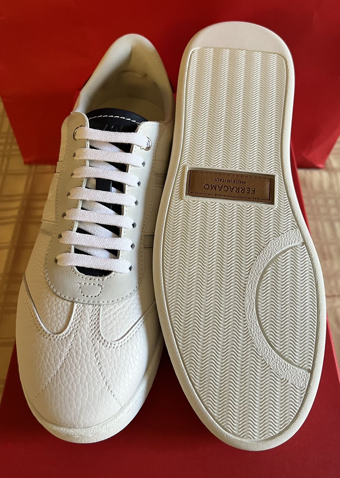 Salvatore Ferragamo Ferragamo Low top sneaker with signature Achille Size US 7.5 / EU 40-41 - 11 Thumbnail
